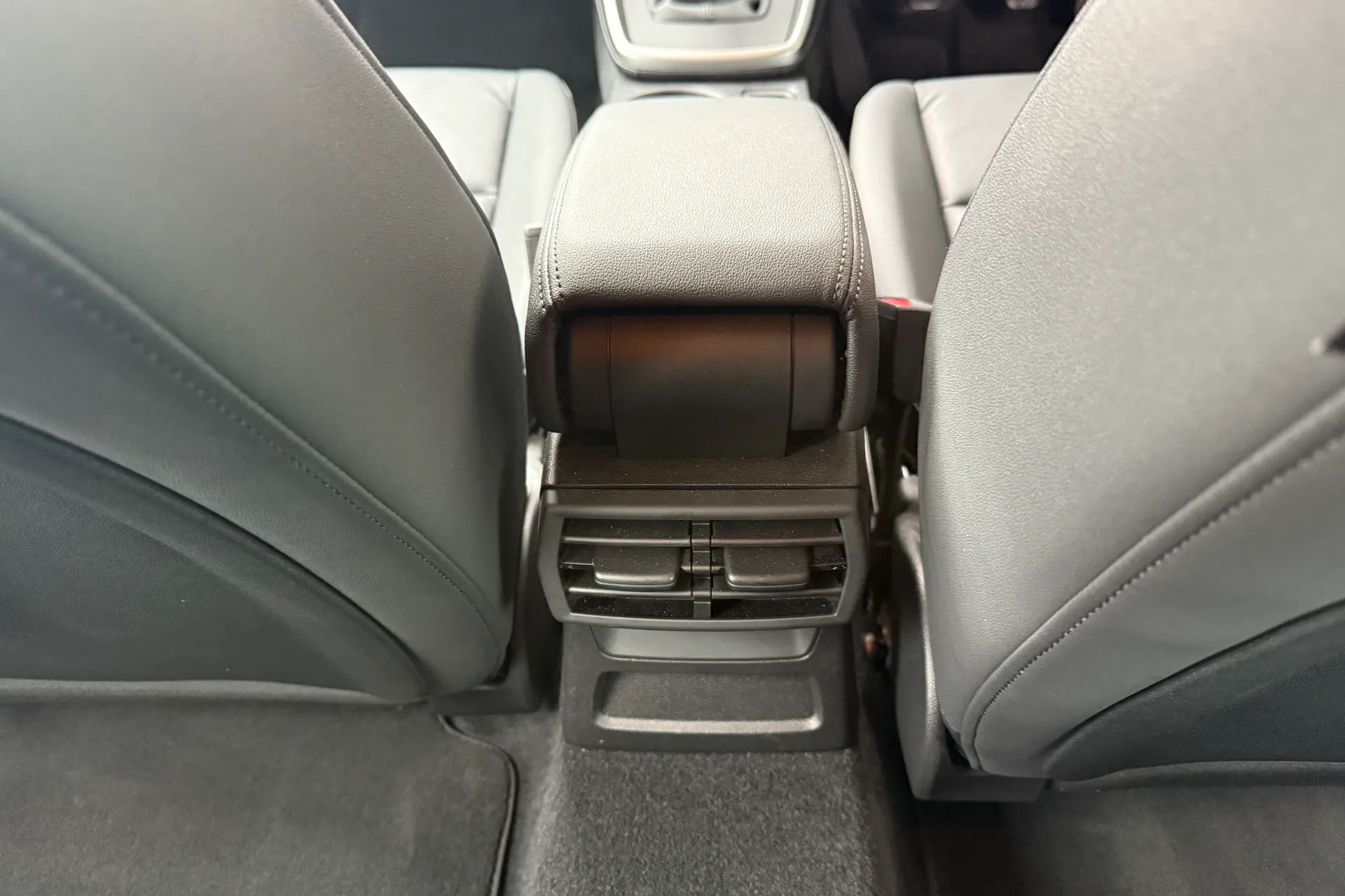 Audi A3 thumbnail image number 33