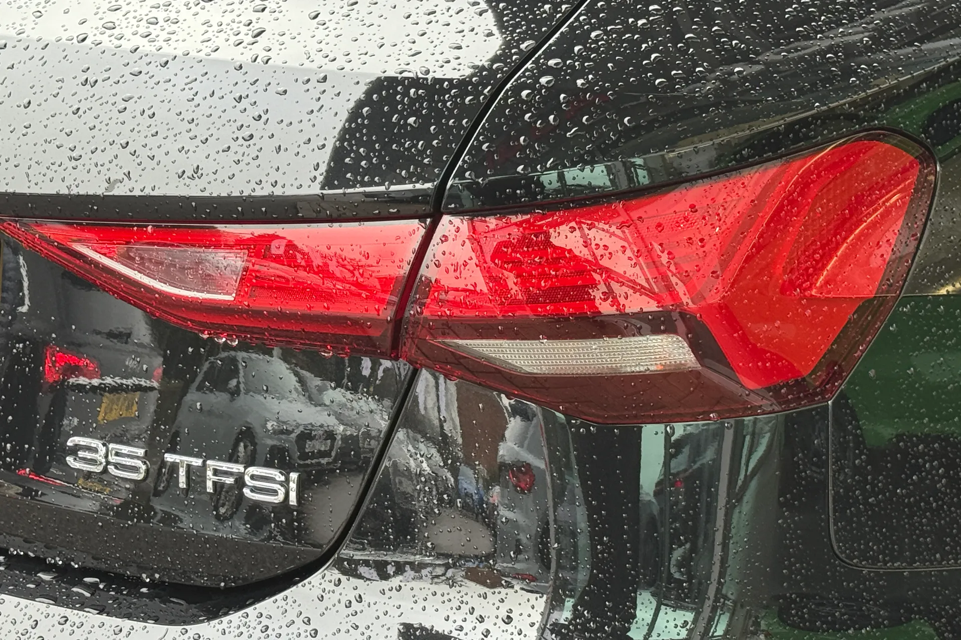 Audi A3 thumbnail image number 38