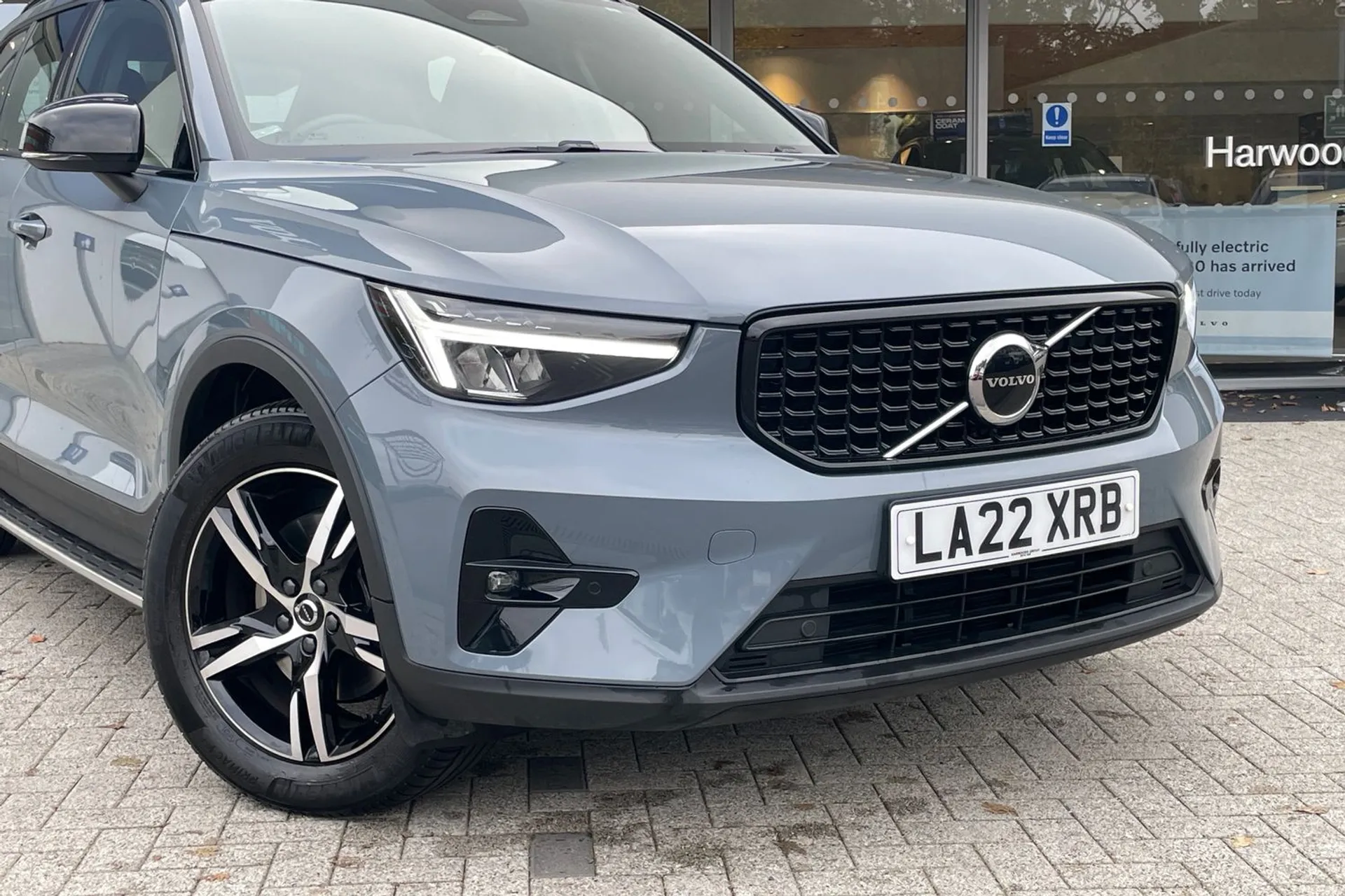 Volvo XC40 thumbnail image number 5