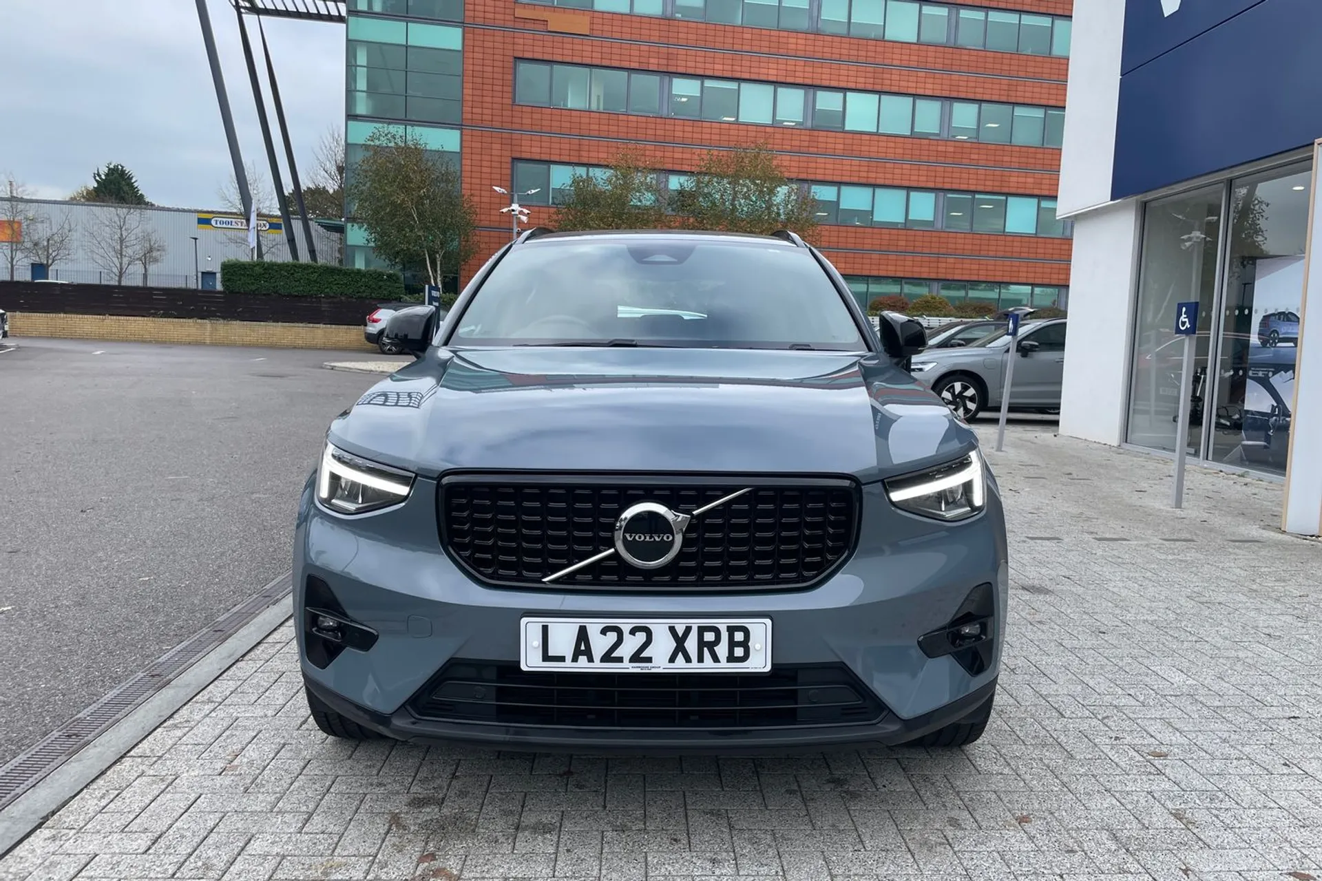 Volvo XC40 thumbnail image number 11