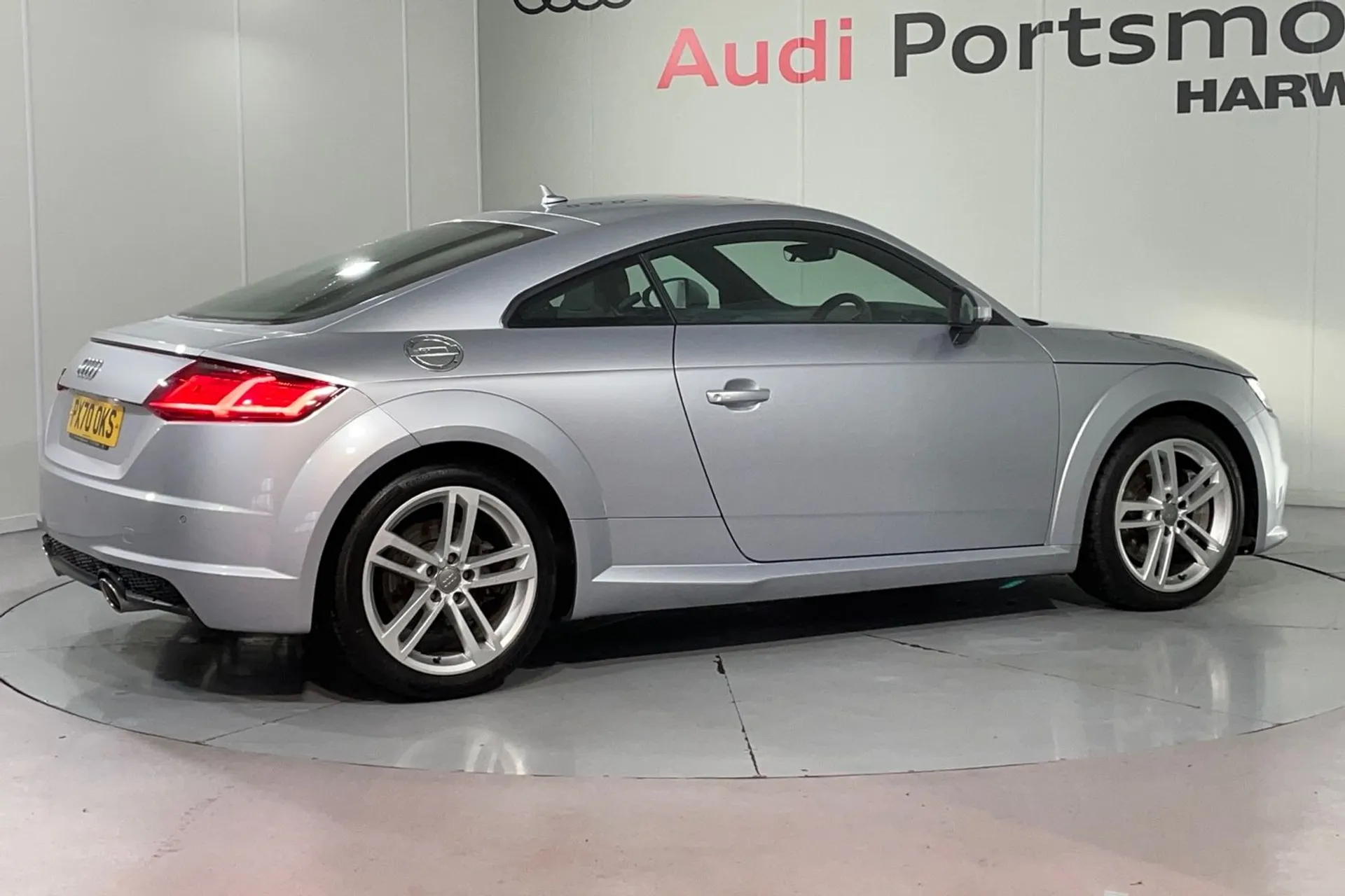 Audi TT thumbnail image number 10