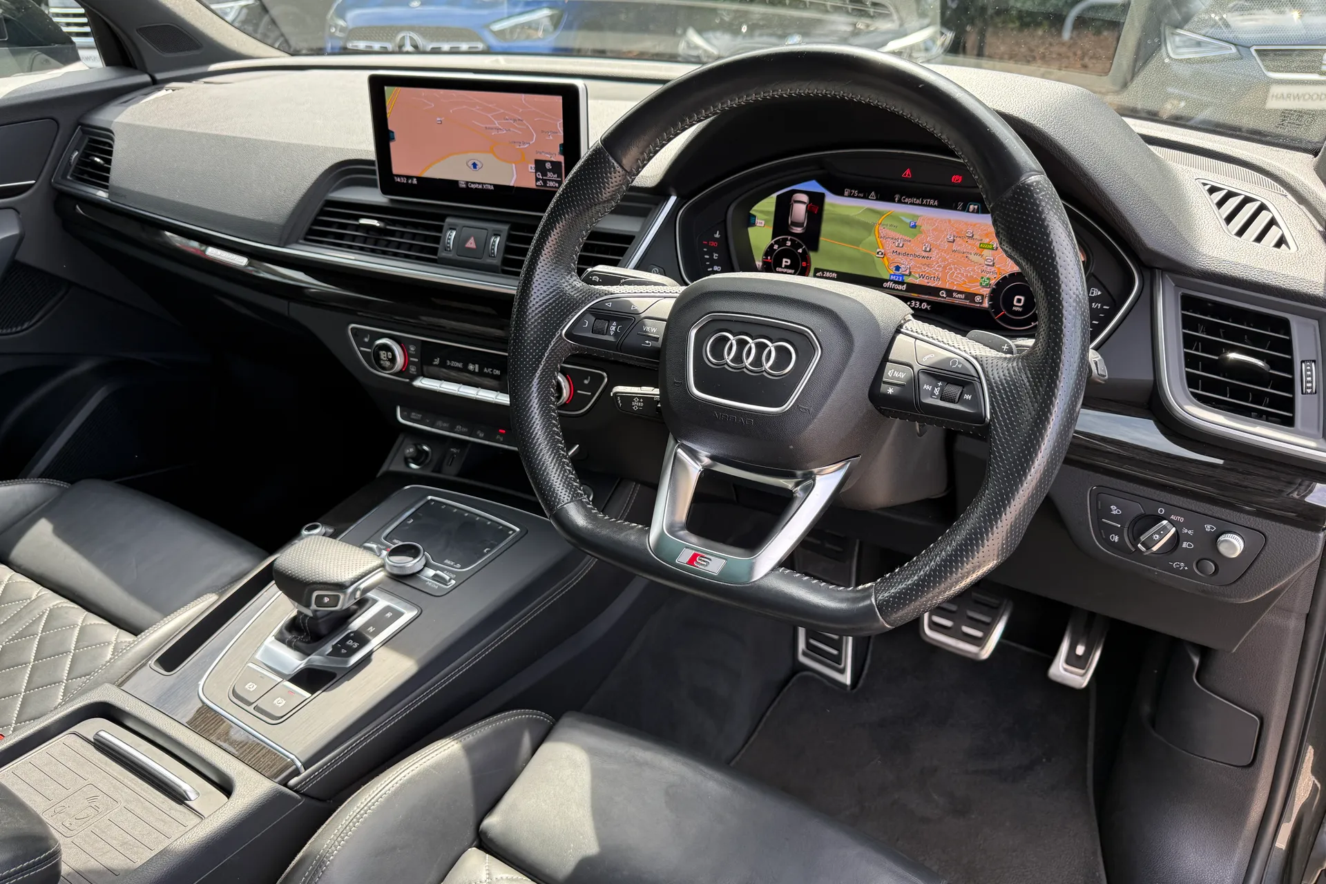 Audi Q5 thumbnail image number 27