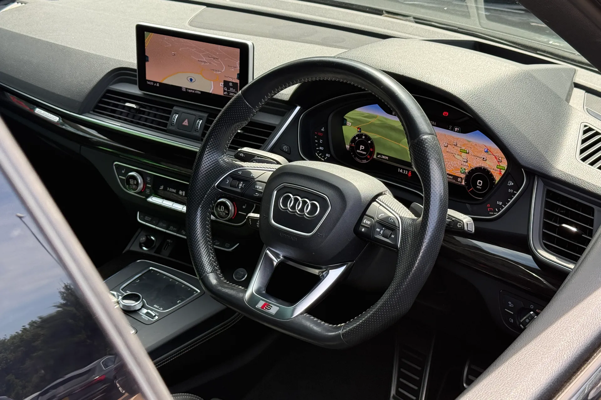 Audi Q5 thumbnail image number 31