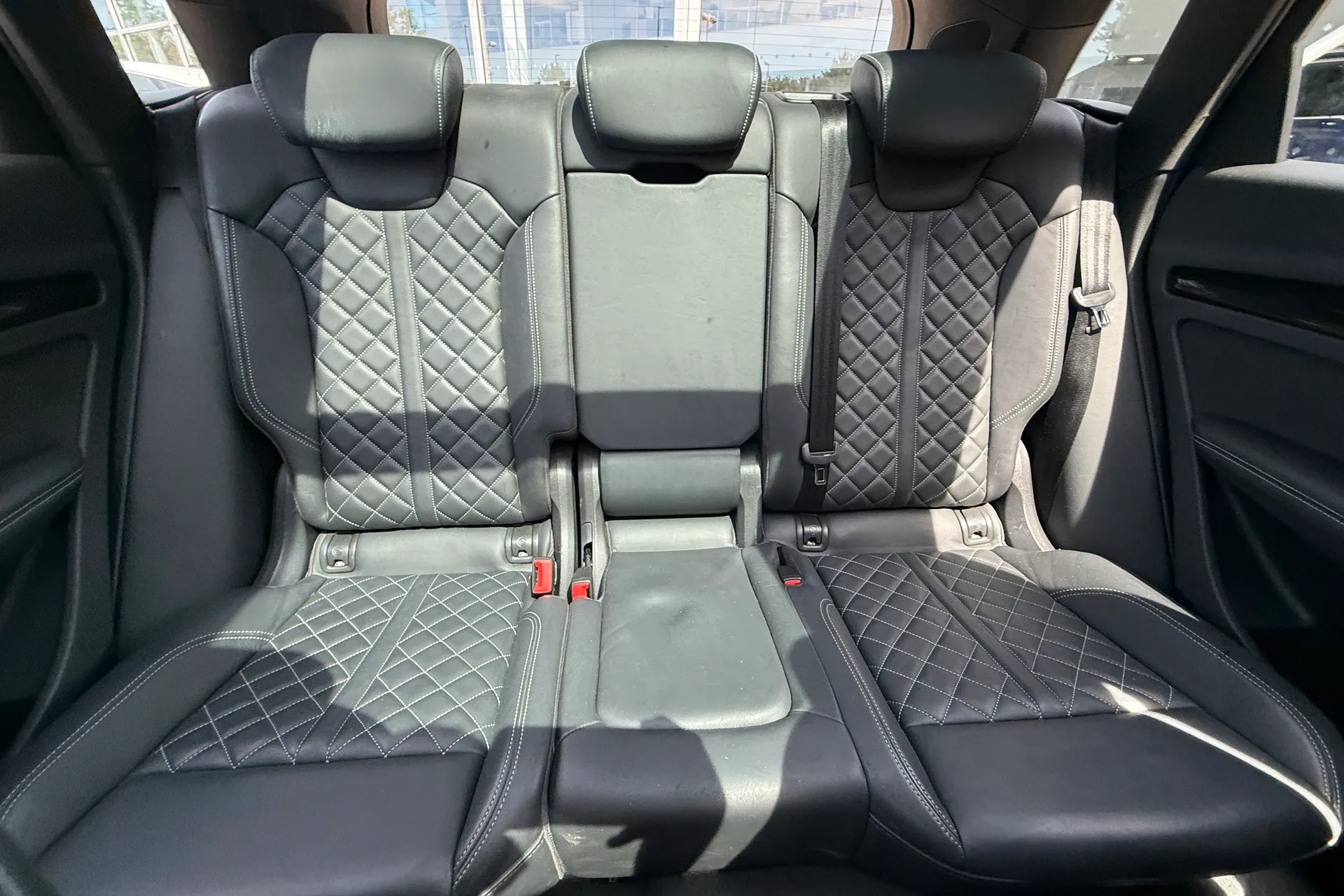 Audi Q5 thumbnail image number 21