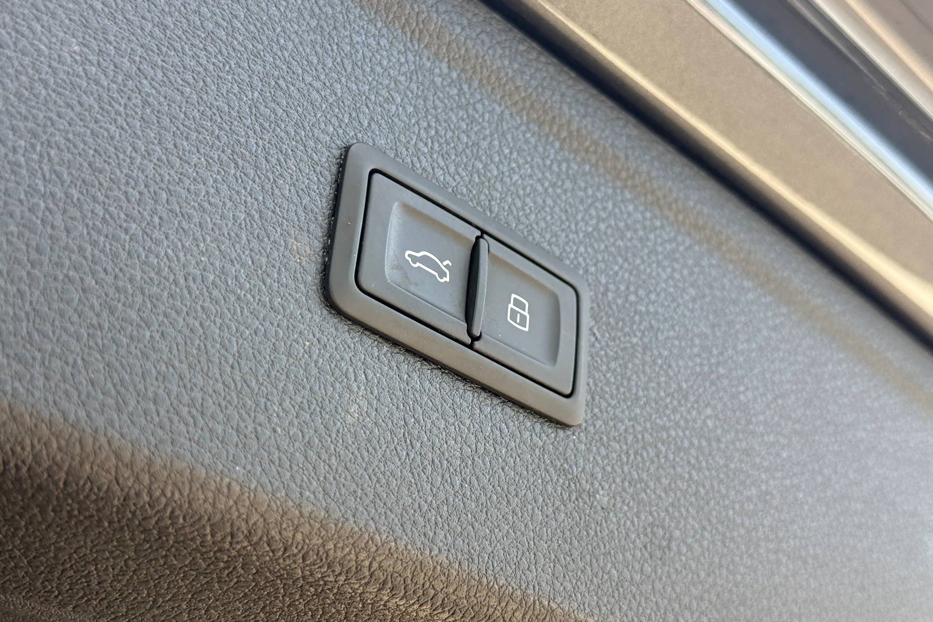 Audi Q5 thumbnail image number 45