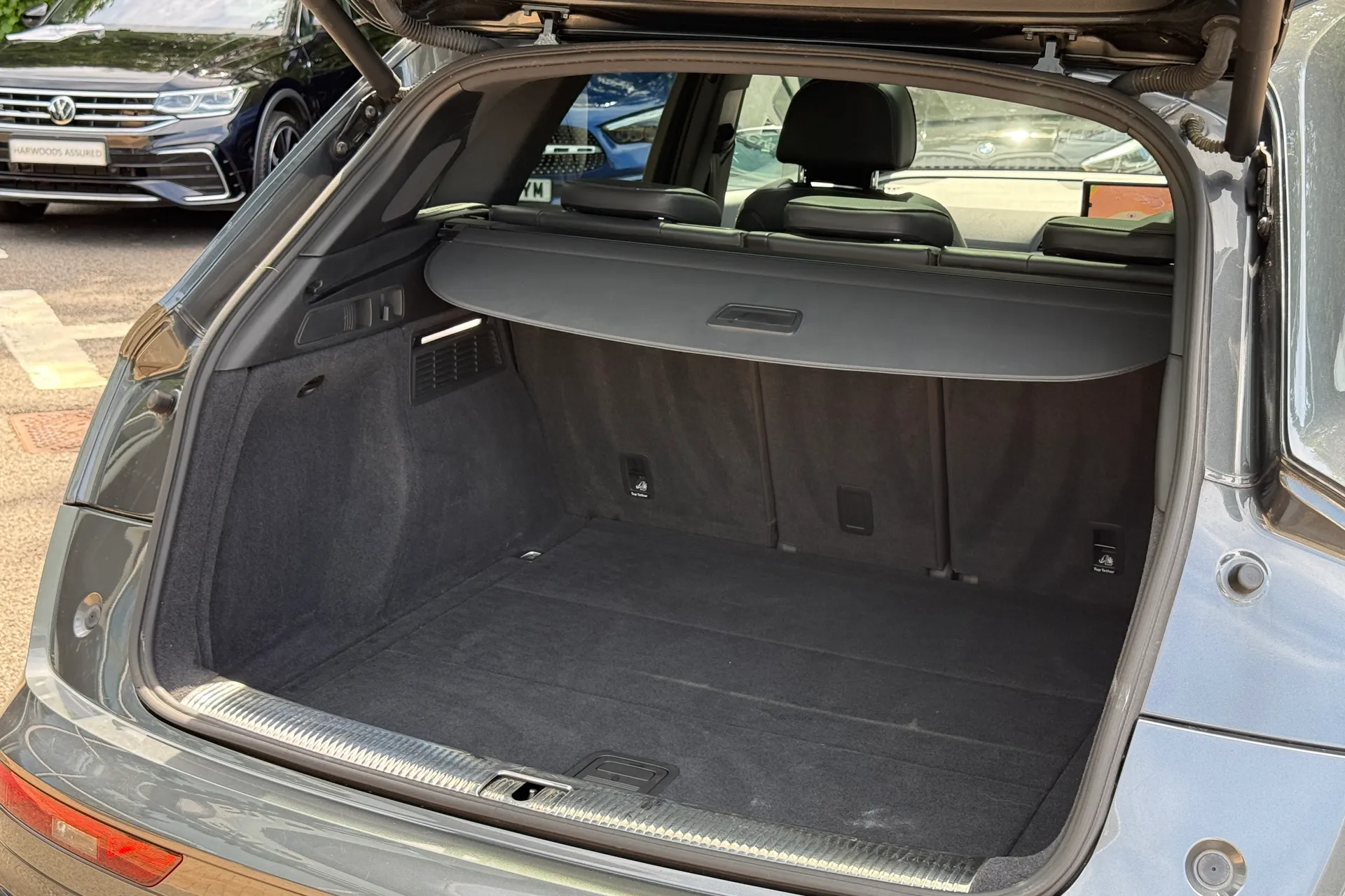 Audi Q5 thumbnail image number 44