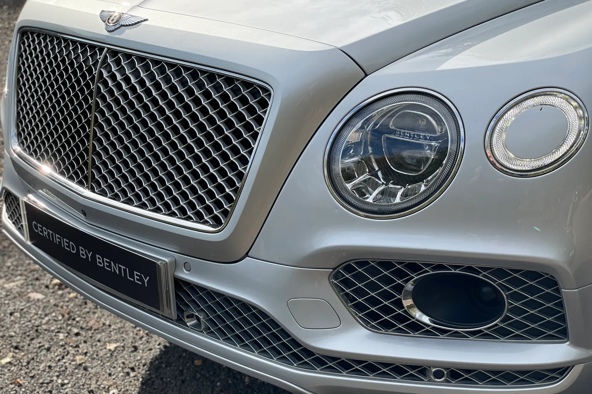 Bentley BENTAYGA V8 AUTO thumbnail image number 56