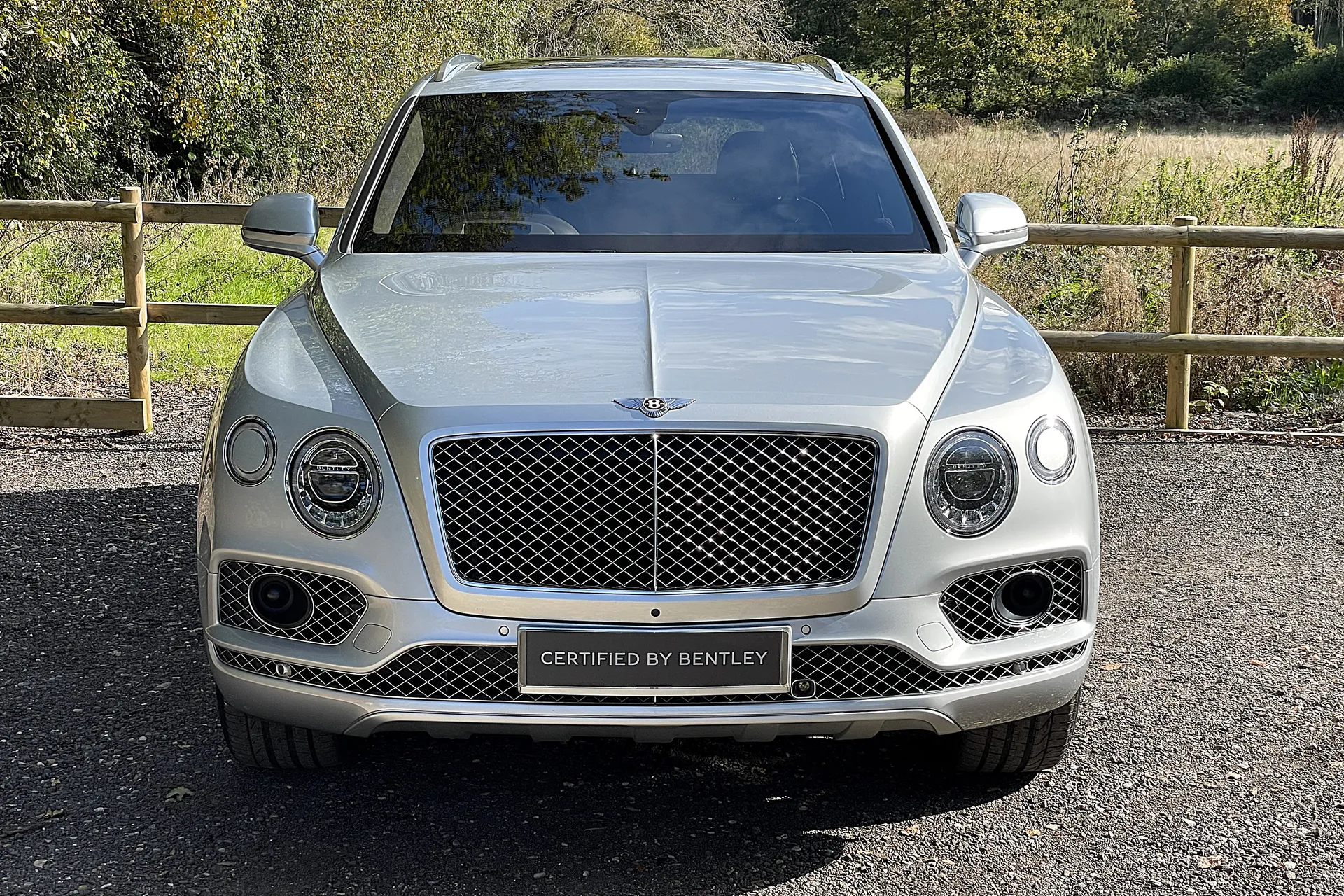 Bentley BENTAYGA V8 AUTO thumbnail image number 59