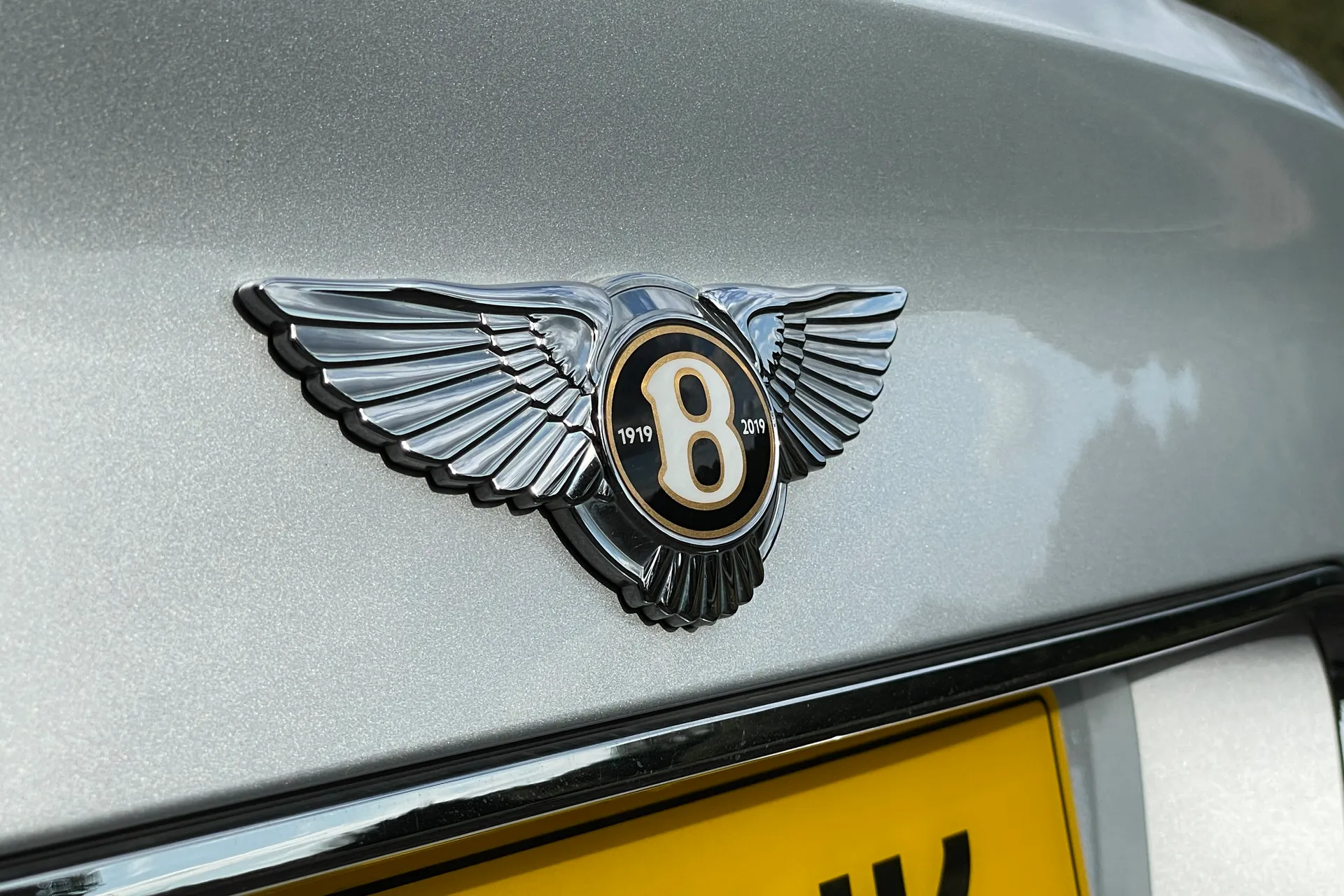 Bentley BENTAYGA V8 AUTO thumbnail image number 29