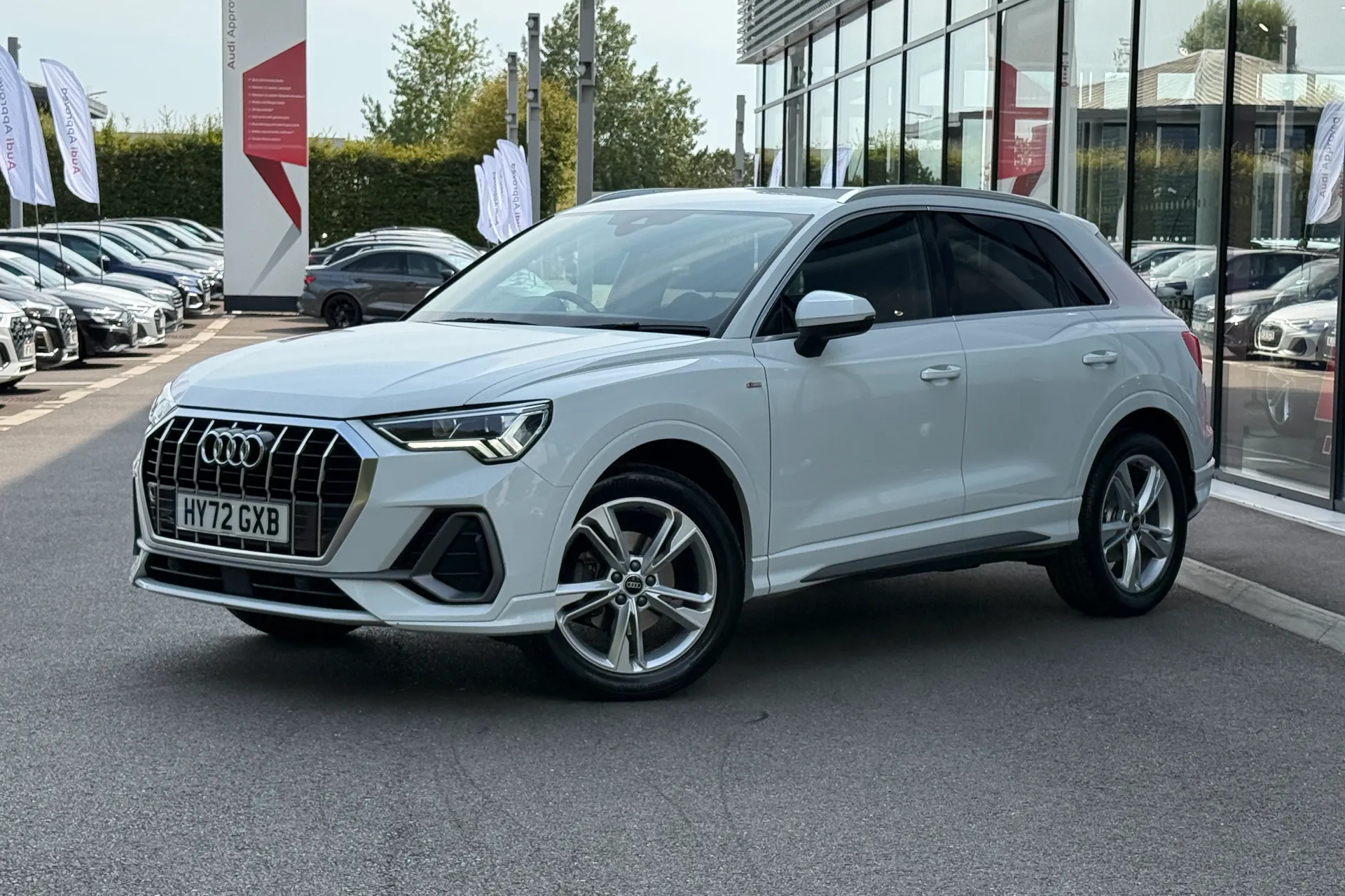 Audi Q3 thumbnail image number 7
