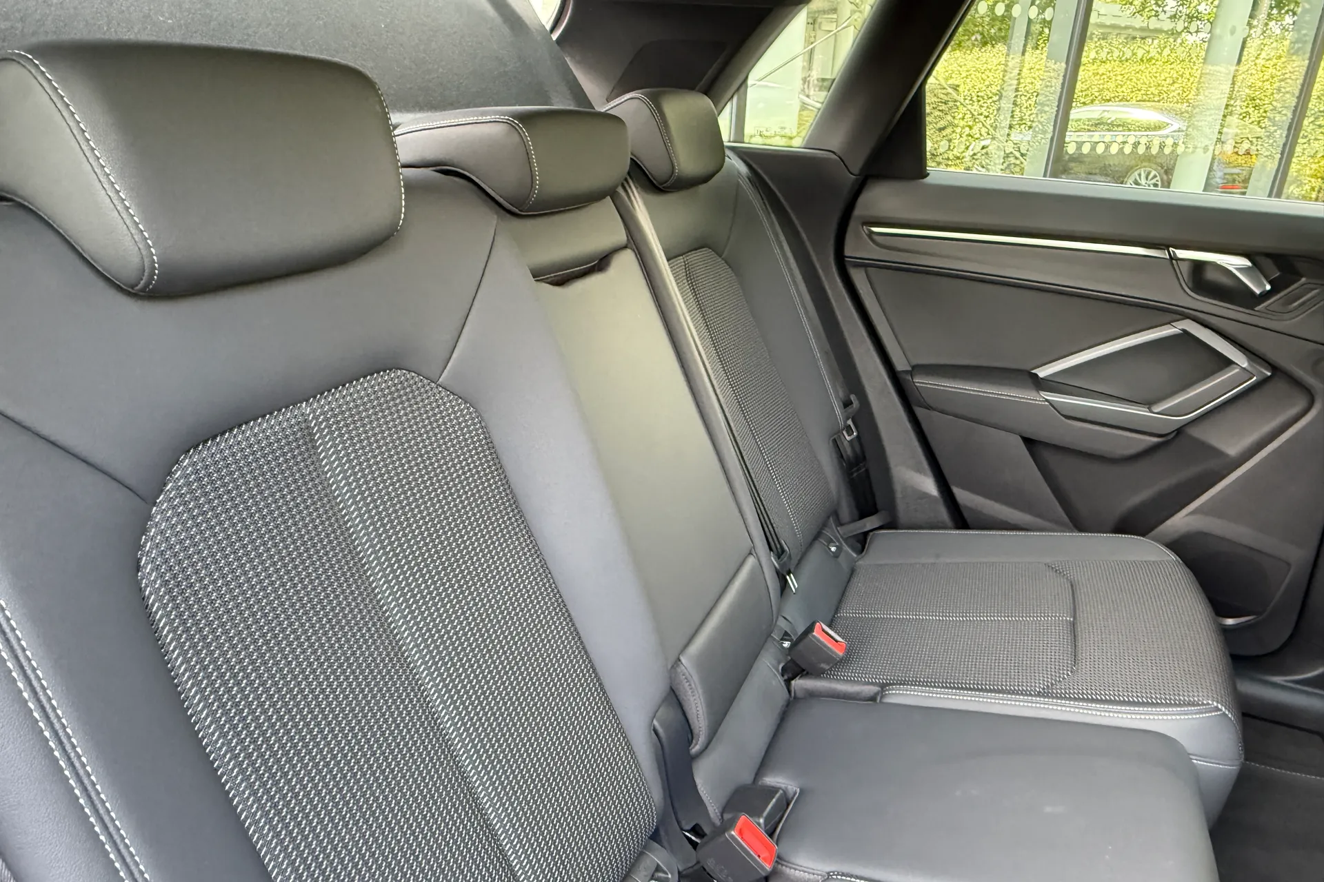 Audi Q3 thumbnail image number 45