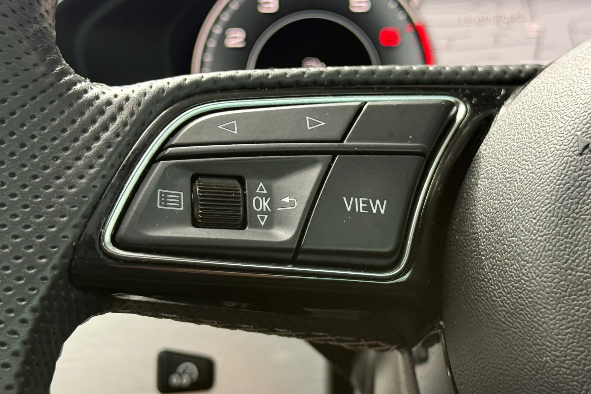 Audi A5 thumbnail image number 15