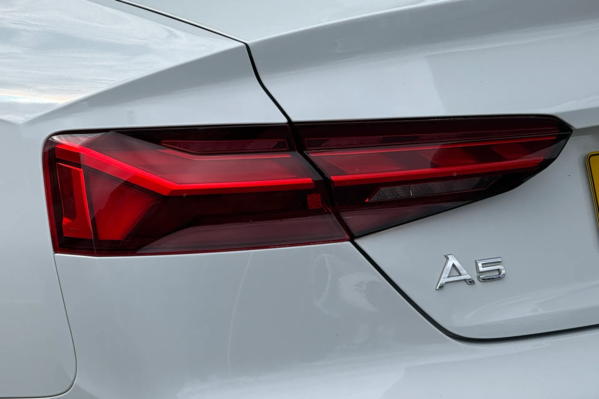 Audi A5 thumbnail image number 44