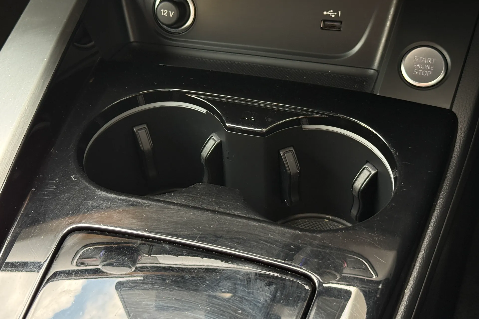 Audi A5 thumbnail image number 25