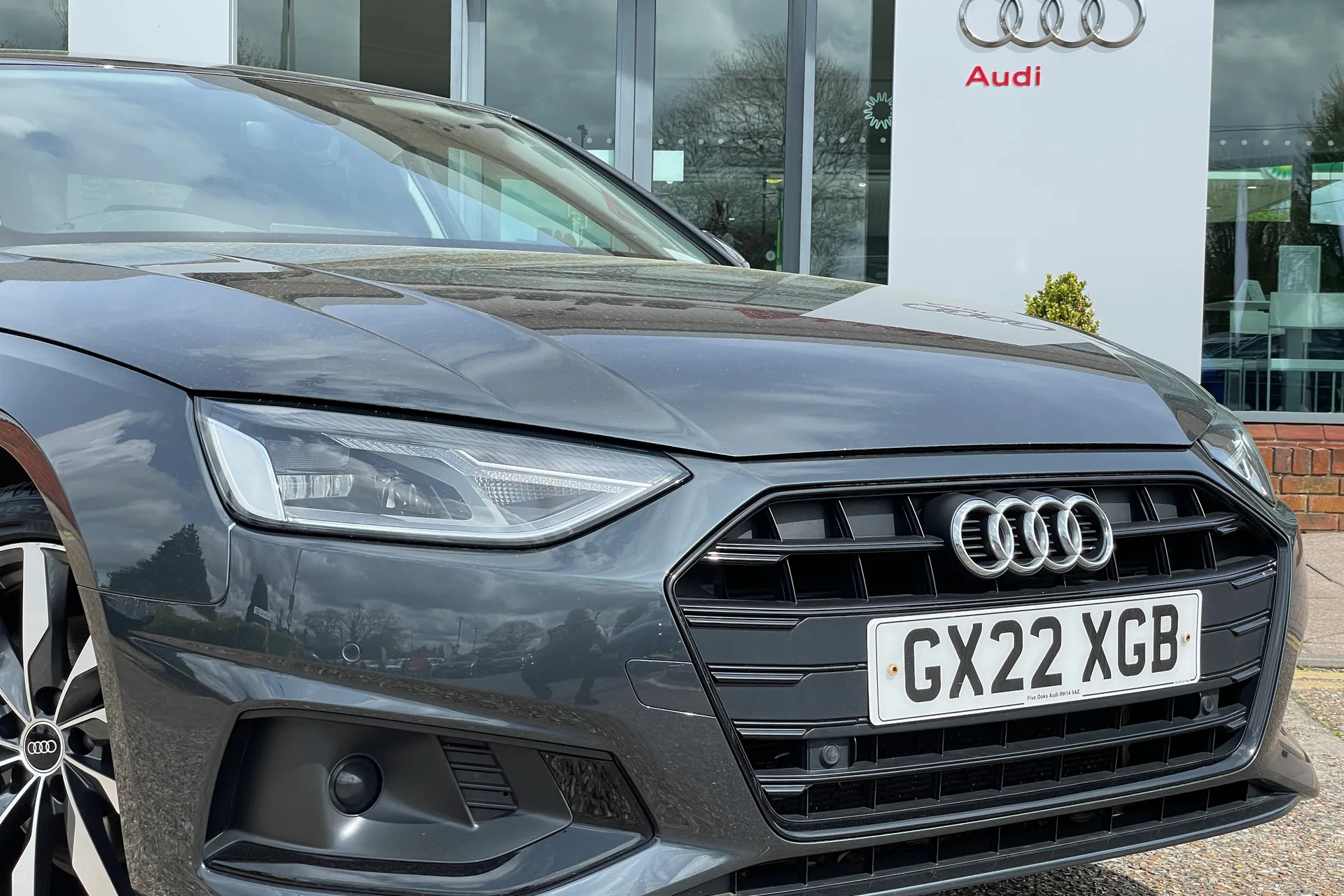 Audi A4 thumbnail image number 48