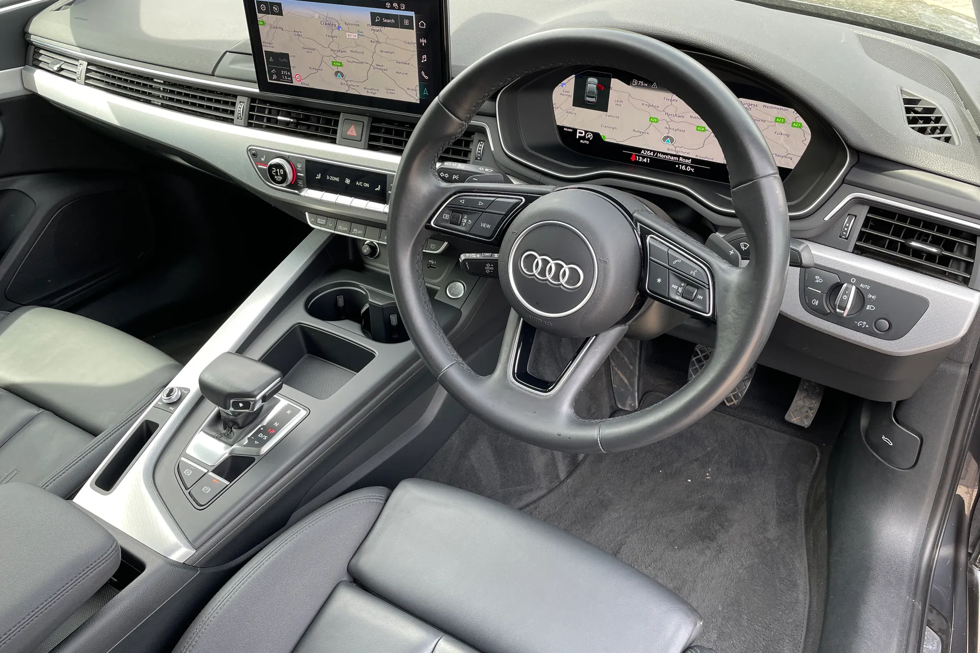 Audi A4 thumbnail image number 4