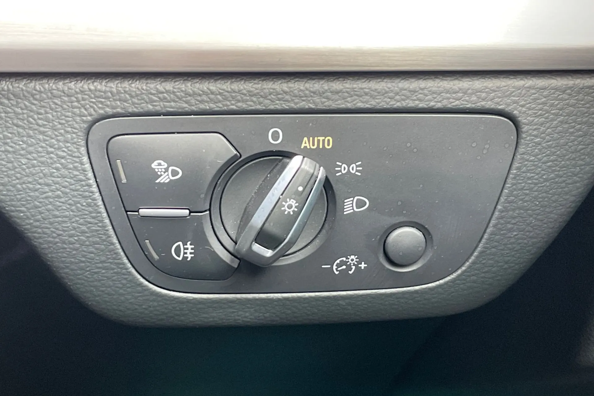 Audi Q5 thumbnail image number 55