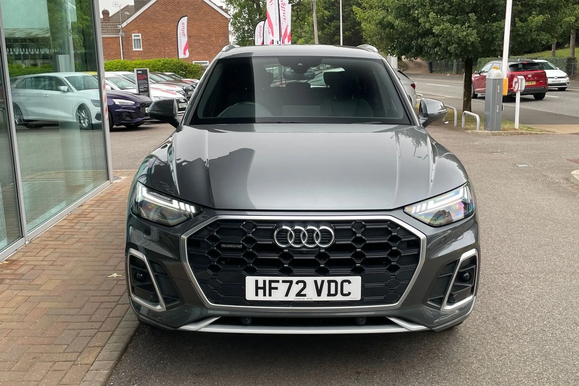 Audi Q5 thumbnail image number 10