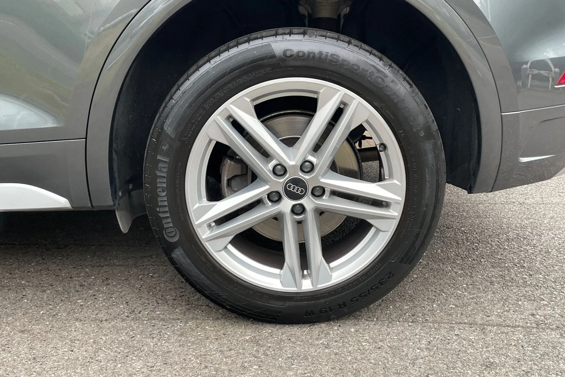 Audi Q5 thumbnail image number 11