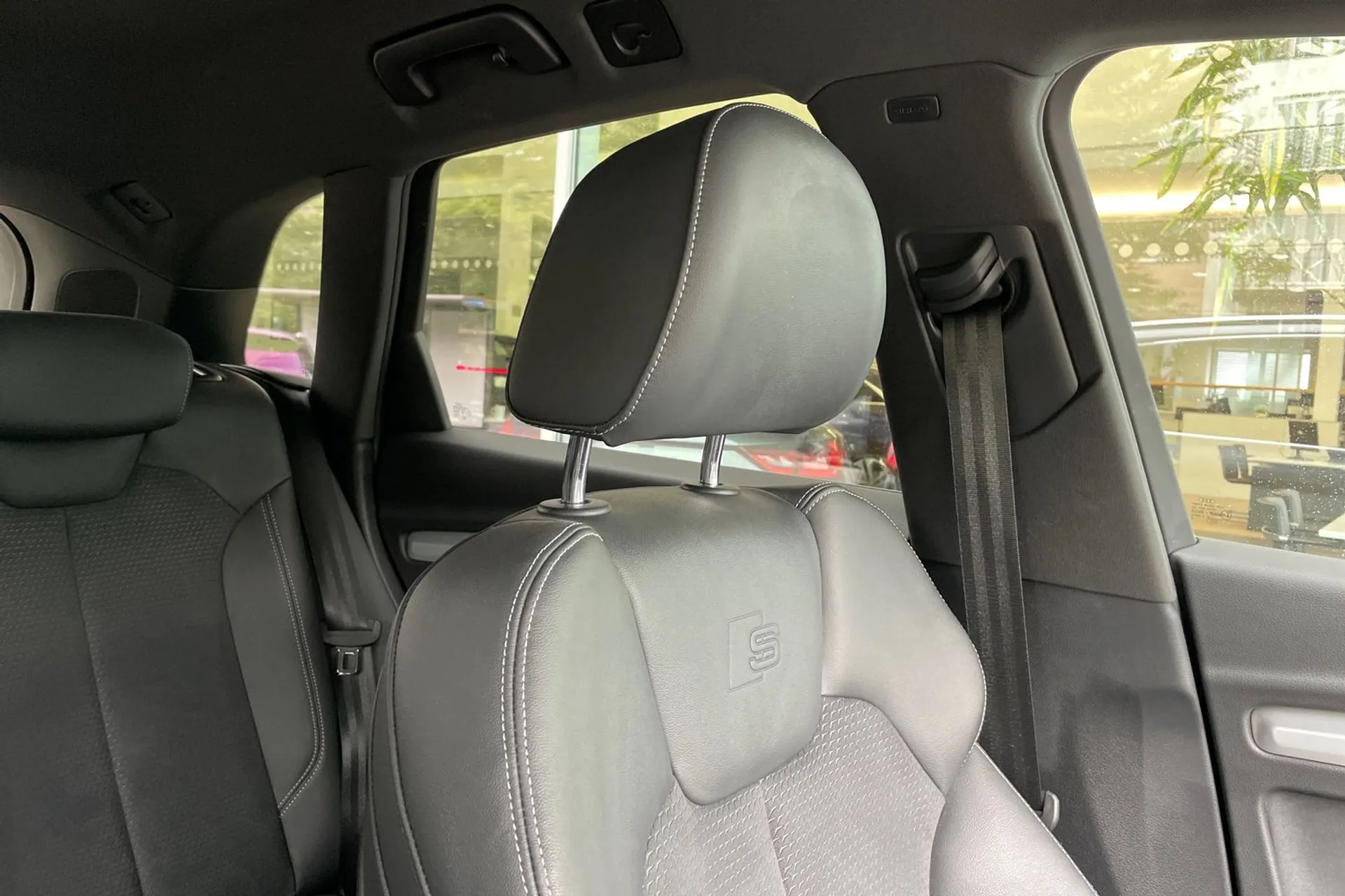 Audi Q5 thumbnail image number 46