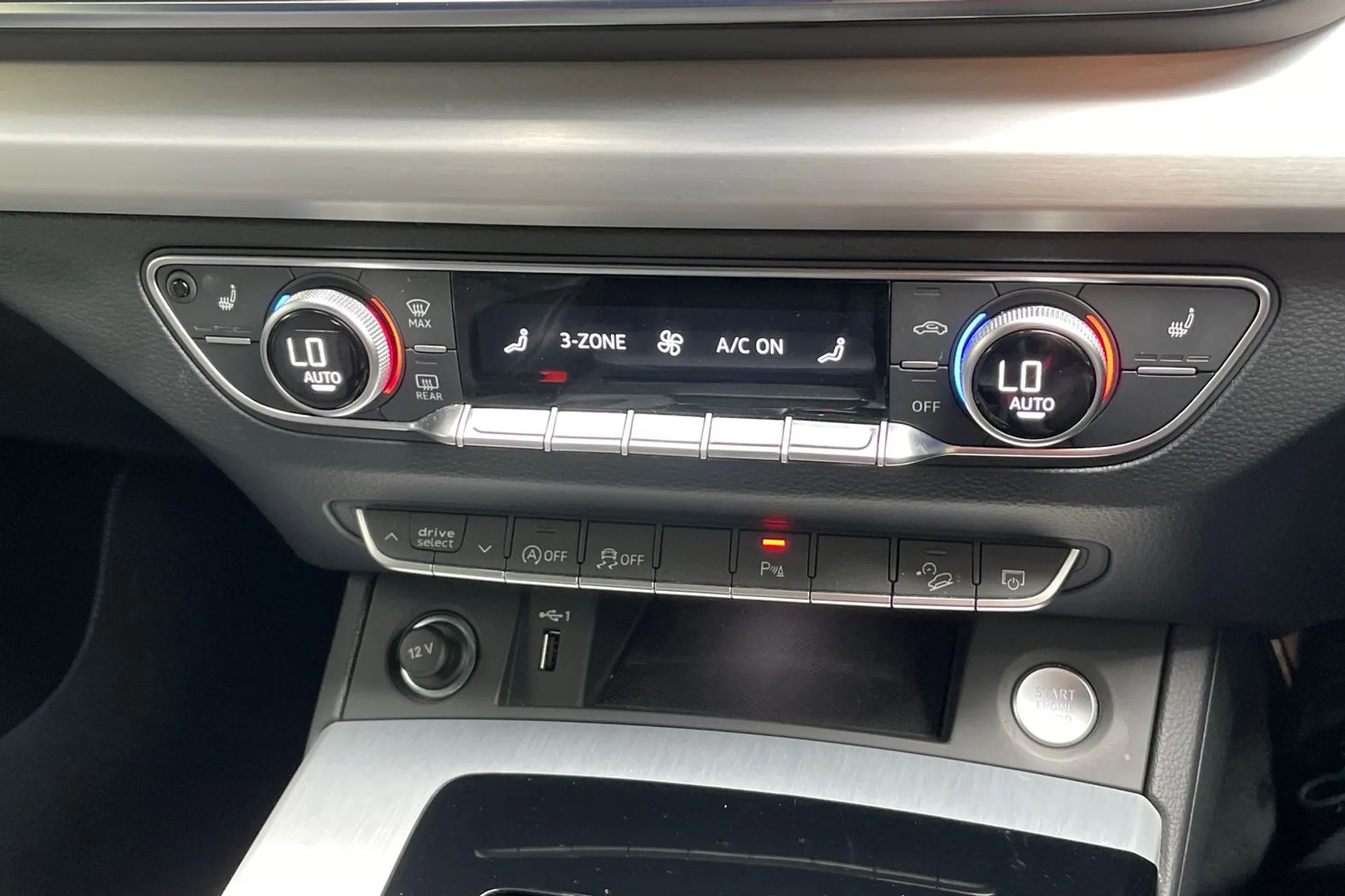 Audi Q5 thumbnail image number 38