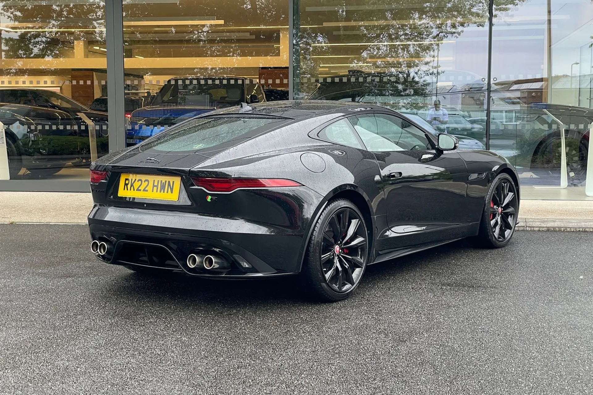 Jaguar F-TYPE thumbnail image number 7
