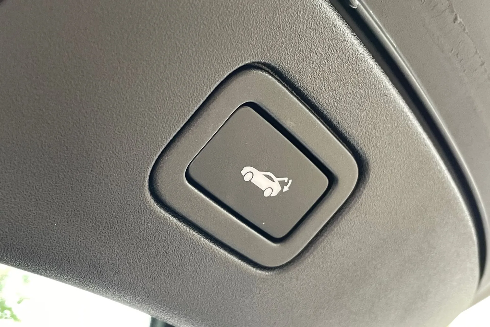 Jaguar F-TYPE thumbnail image number 45