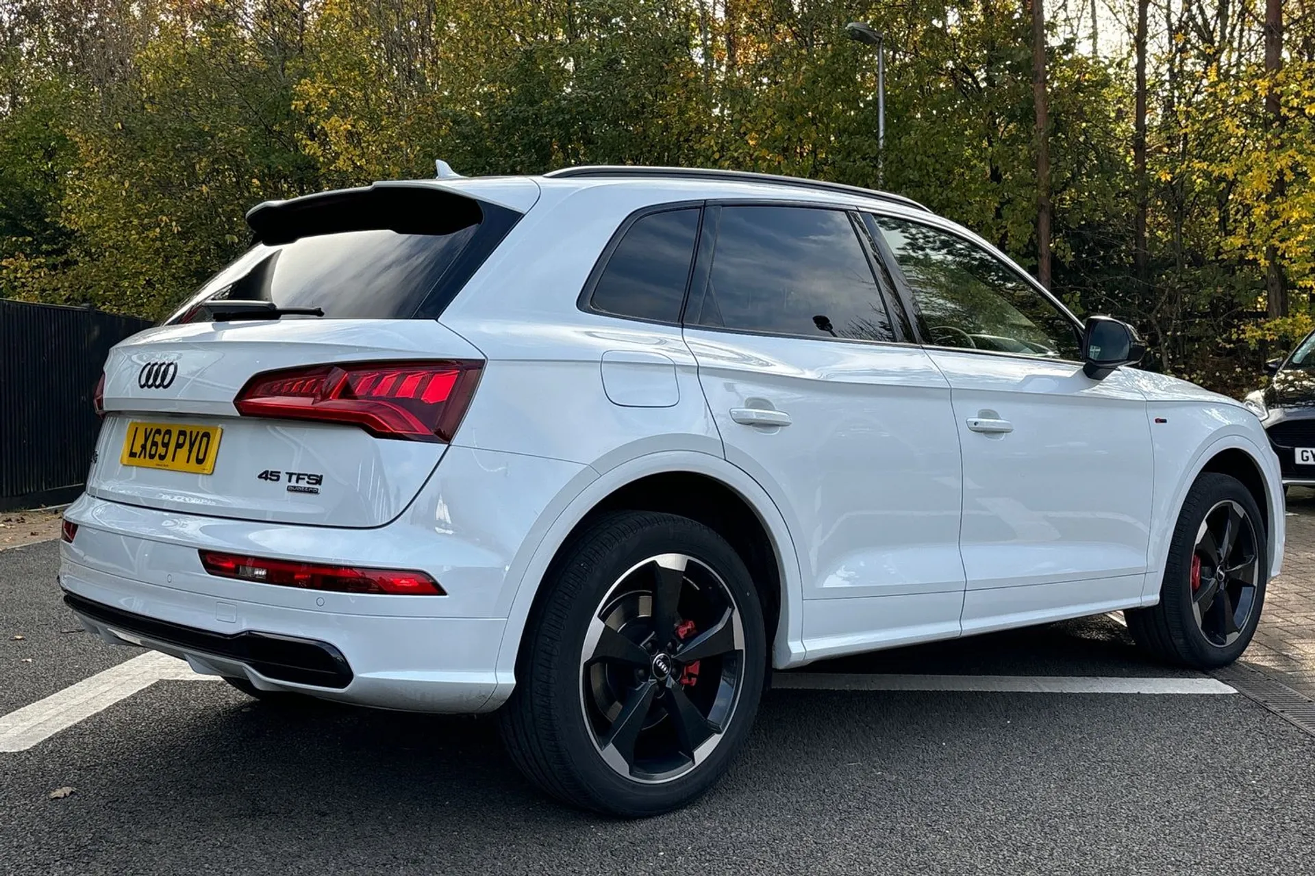 Audi Q5 thumbnail image number 6