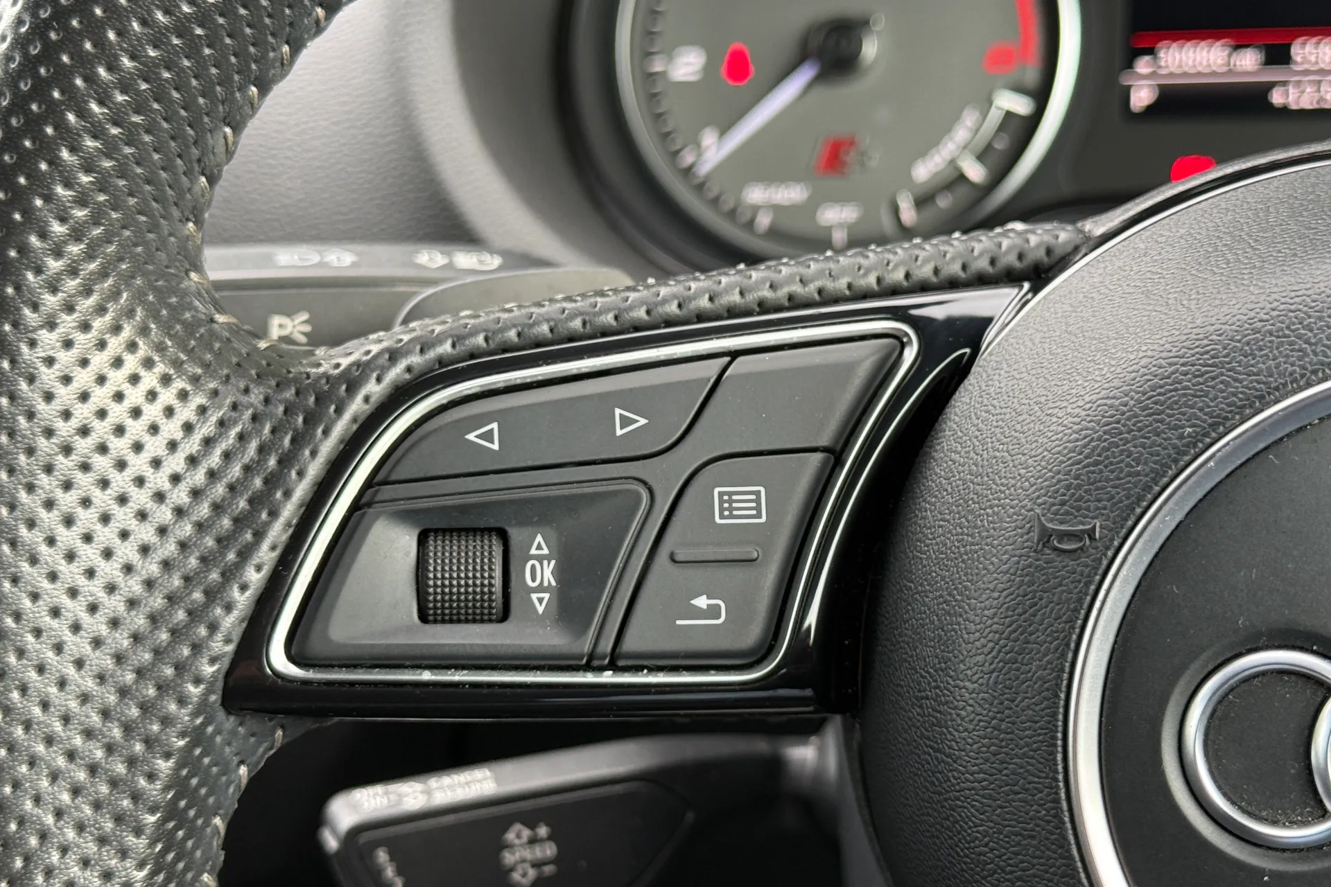 Audi A3 thumbnail image number 39