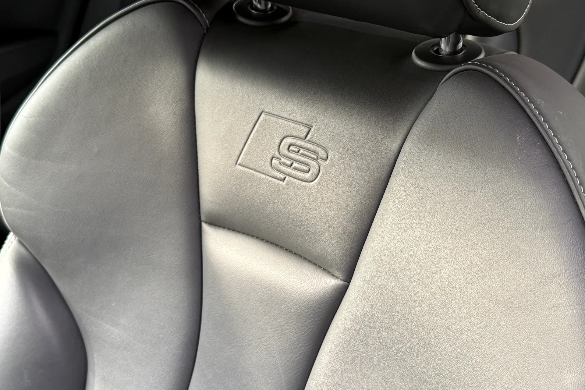 Audi A3 thumbnail image number 32