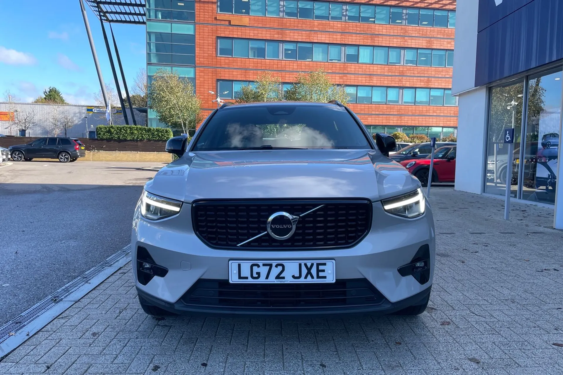 Volvo XC40 thumbnail image number 12