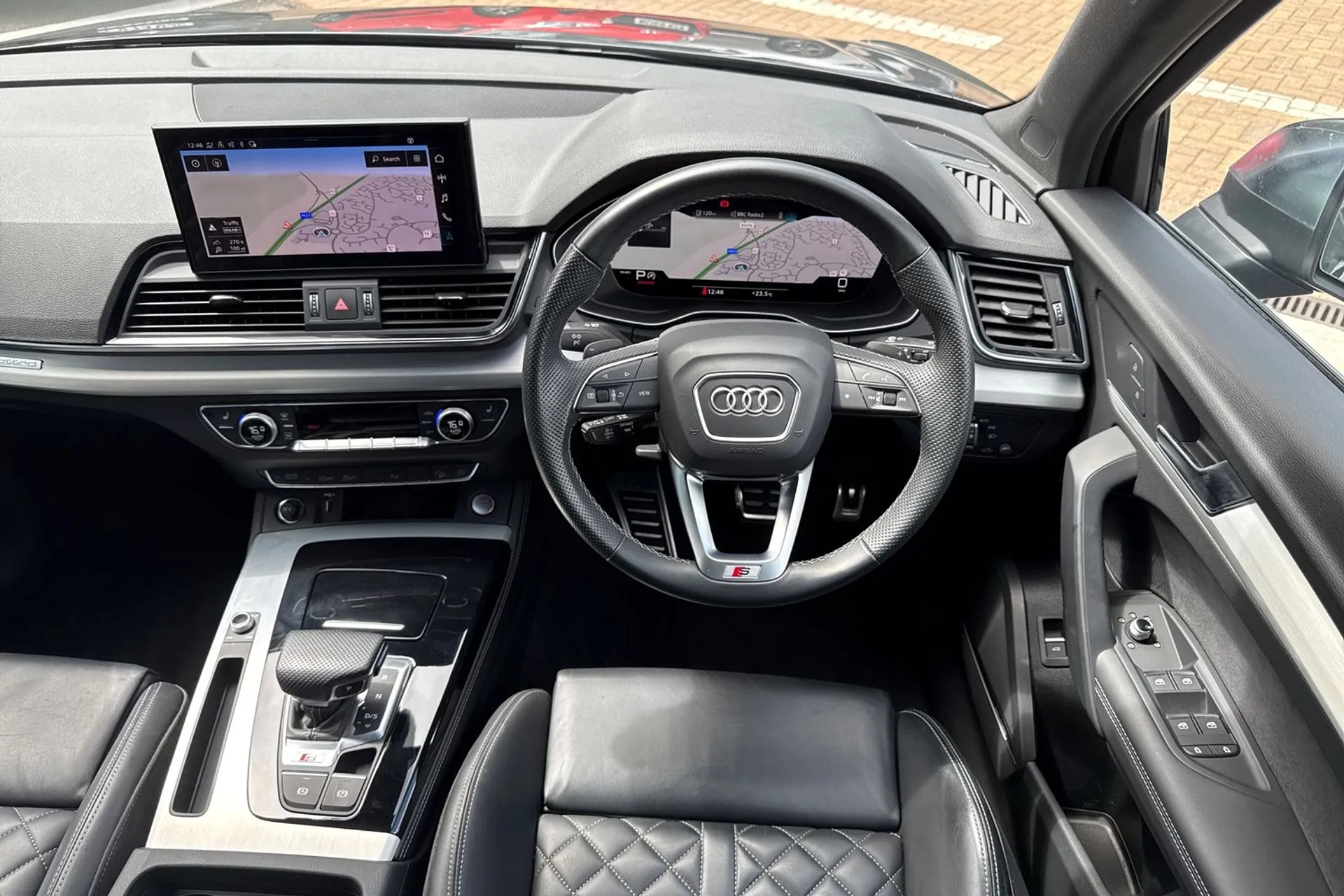 Audi Q5 thumbnail image number 34