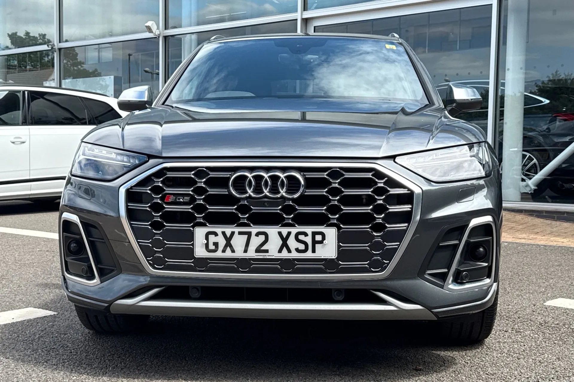 Audi Q5 thumbnail image number 11