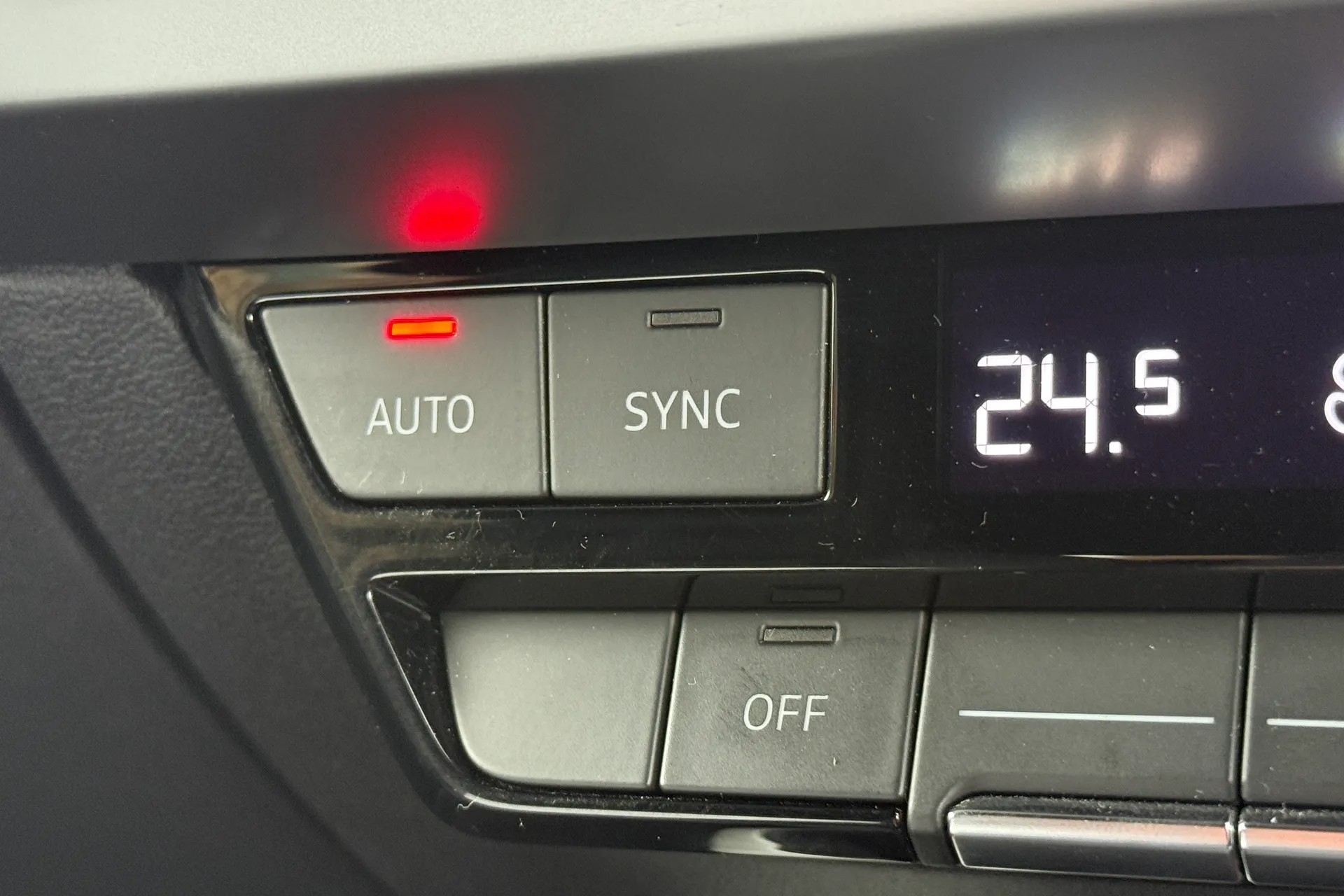 Audi A3 thumbnail image number 22