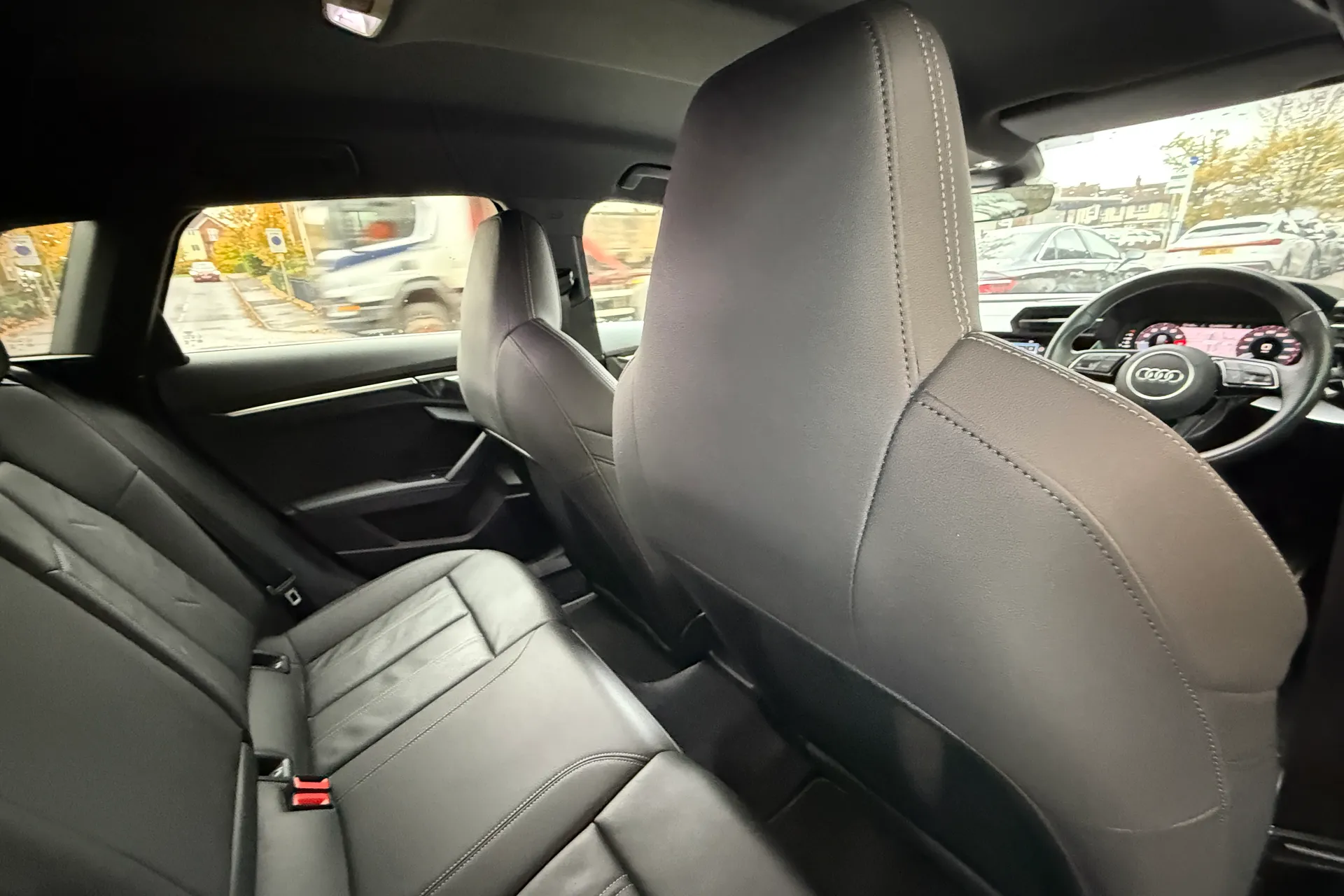 Audi A3 thumbnail image number 40