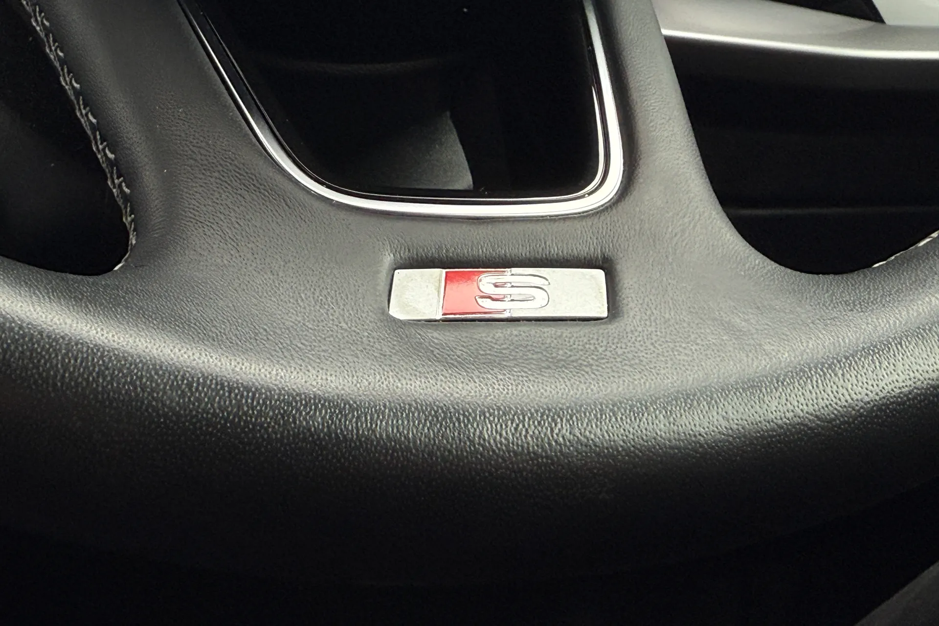 Audi A3 thumbnail image number 16