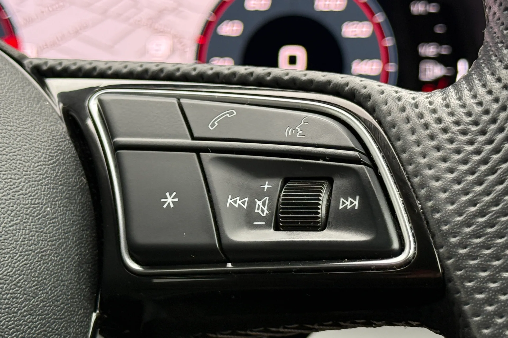 Audi A3 thumbnail image number 13