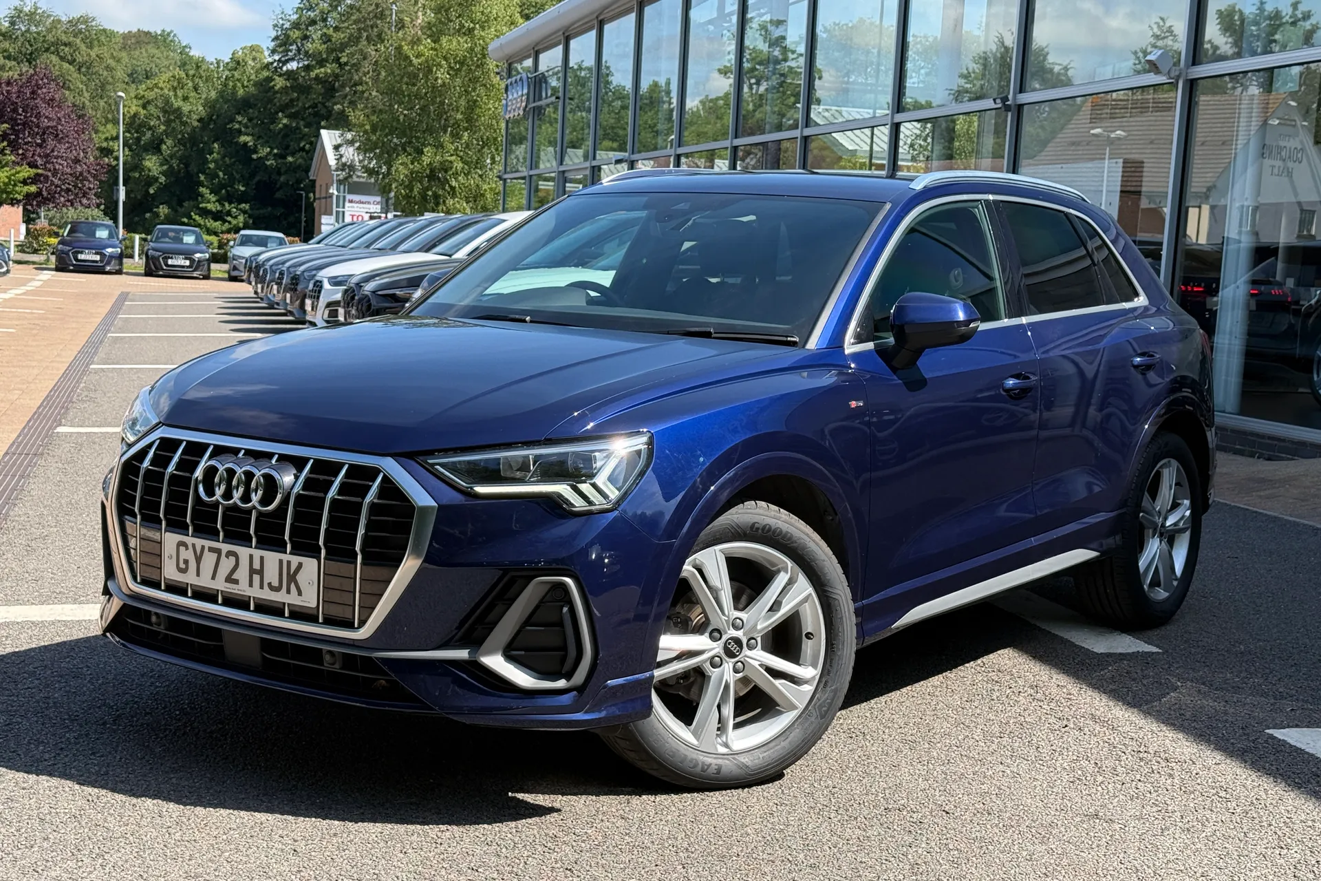 Audi Q3 thumbnail image number 54