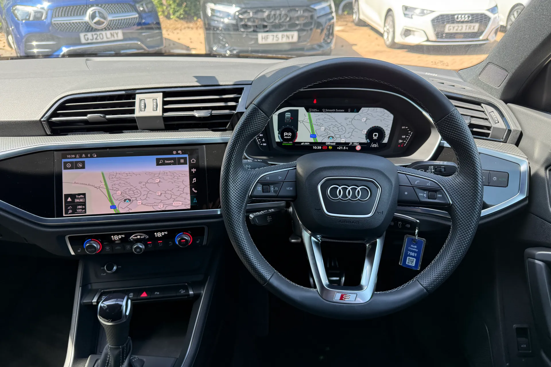 Audi Q3 thumbnail image number 6