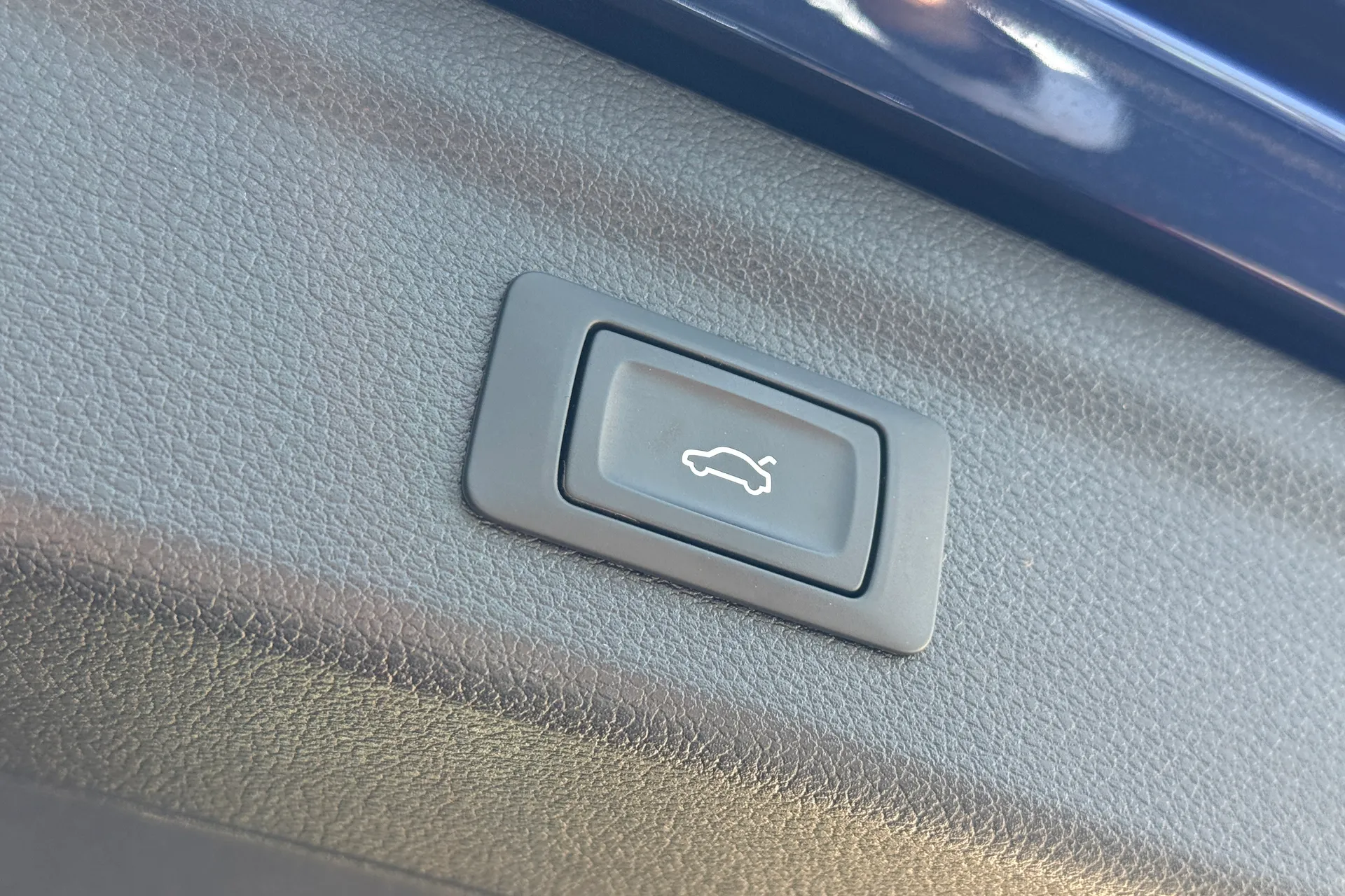 Audi Q3 thumbnail image number 42