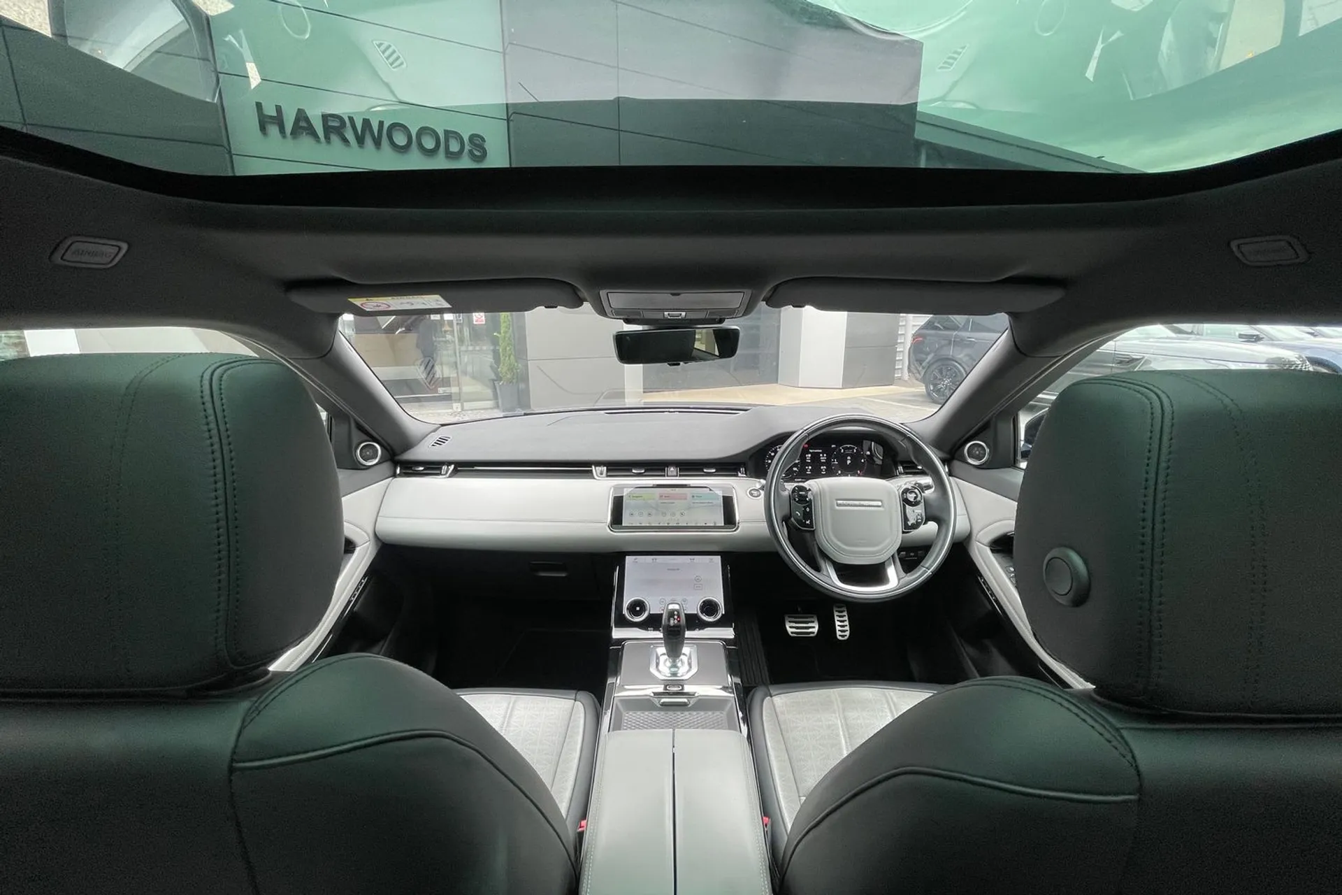 LAND ROVER RANGE ROVER EVOQUE thumbnail image number 4