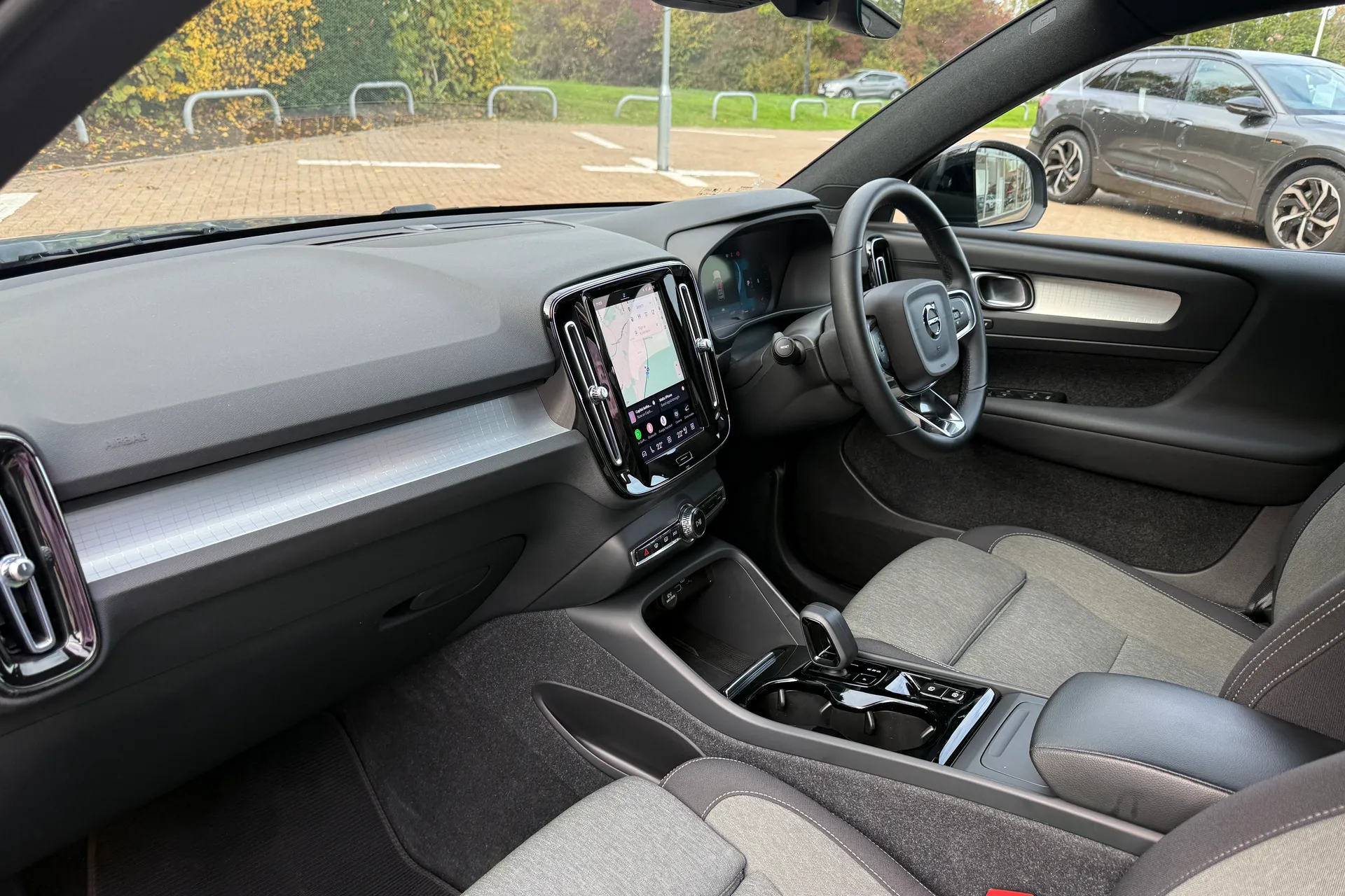 Volvo XC40 thumbnail image number 44