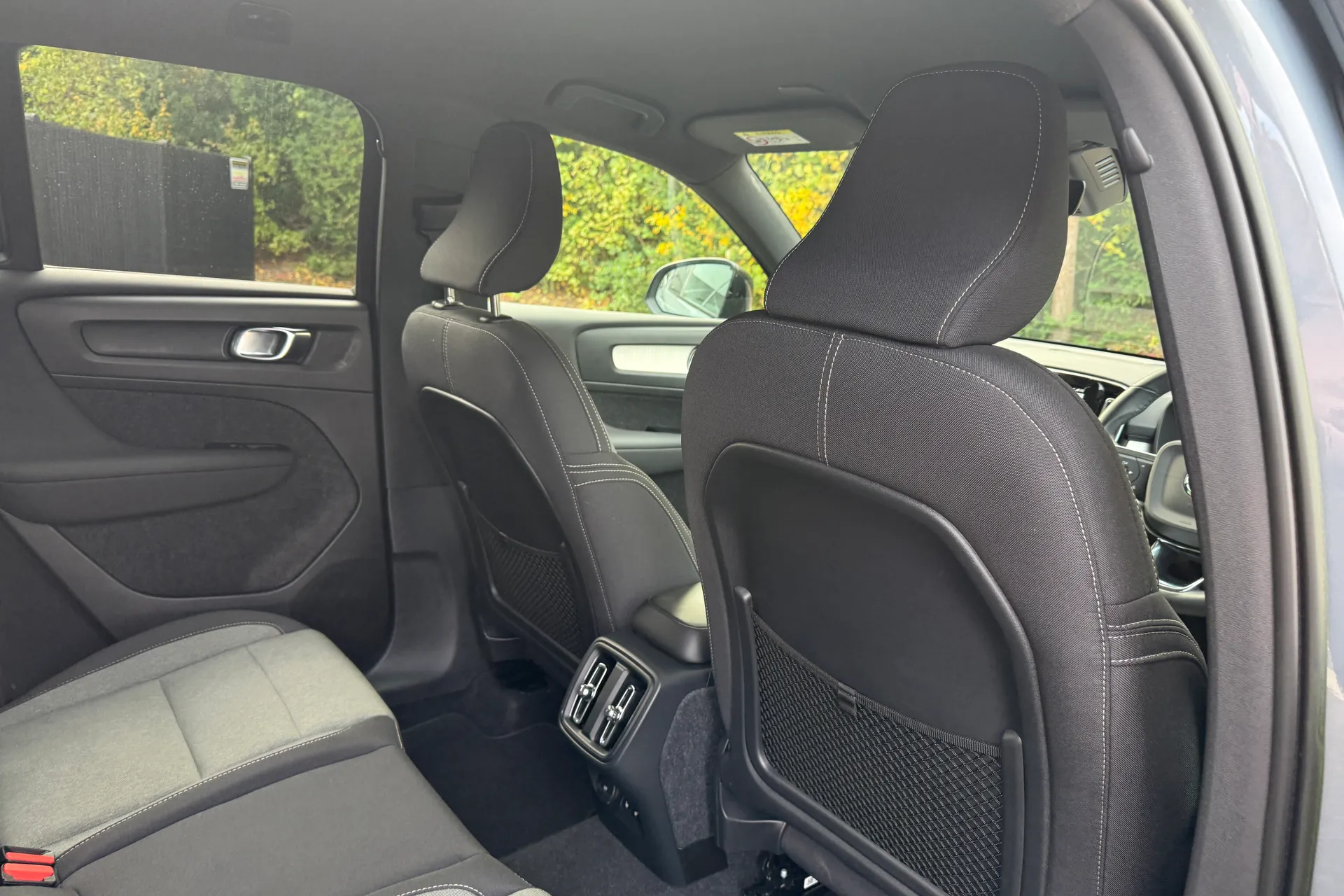 Volvo XC40 thumbnail image number 28