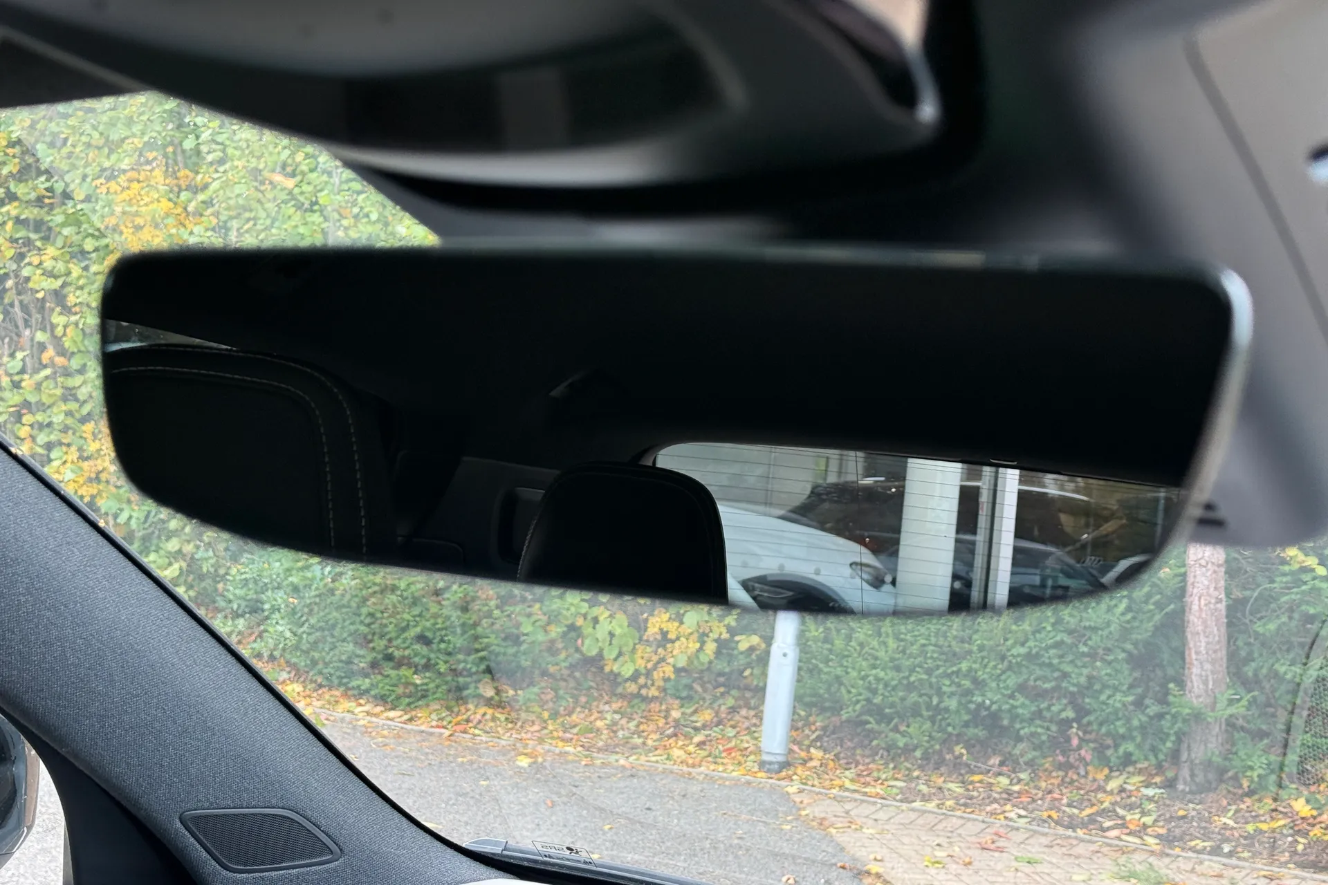 Volvo XC40 thumbnail image number 13