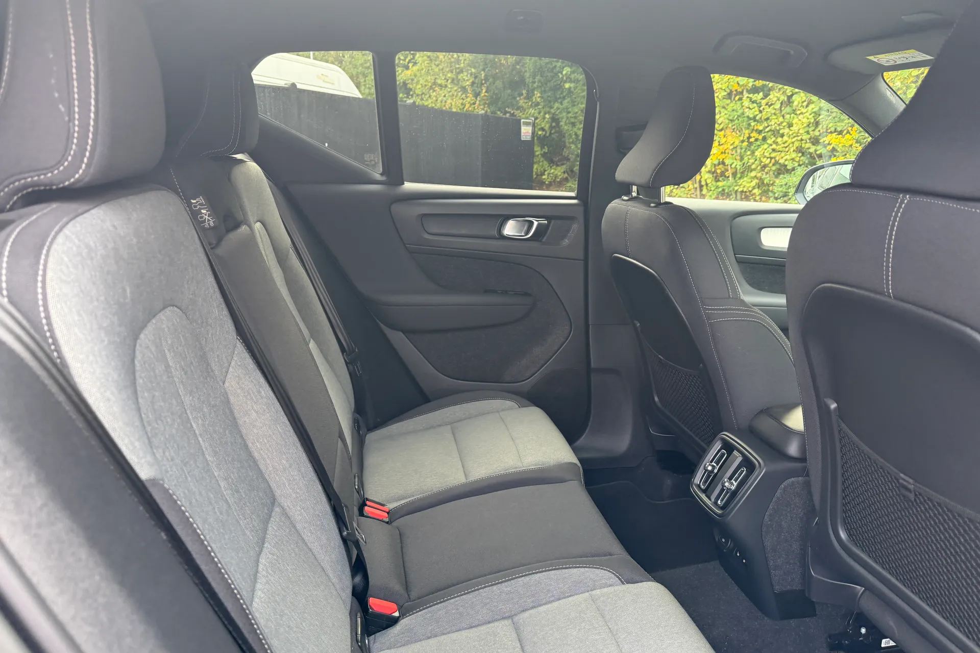 Volvo XC40 thumbnail image number 27
