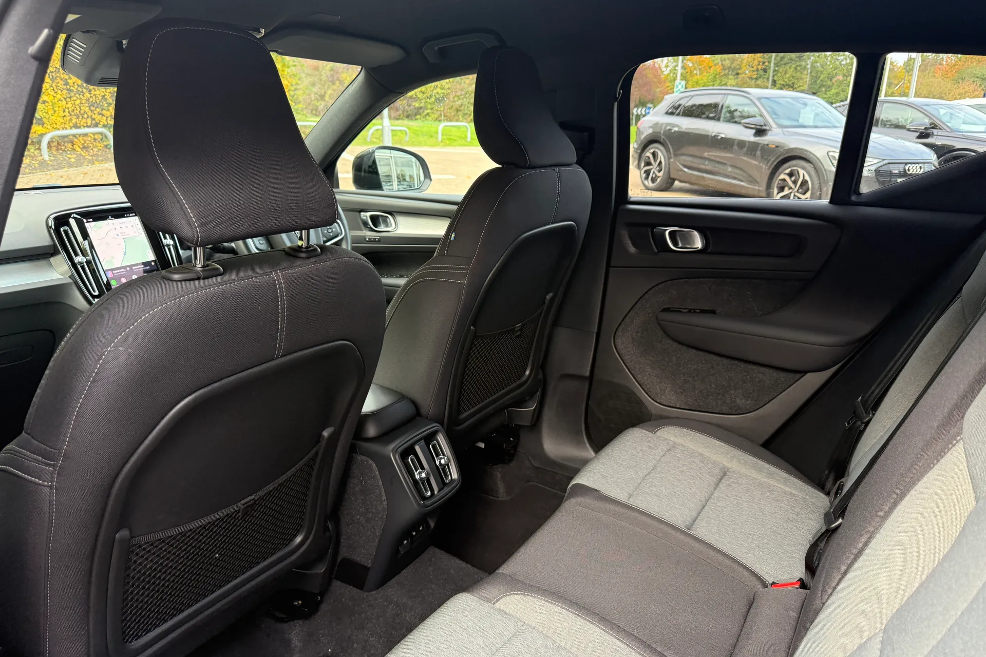 Volvo XC40 thumbnail image number 41
