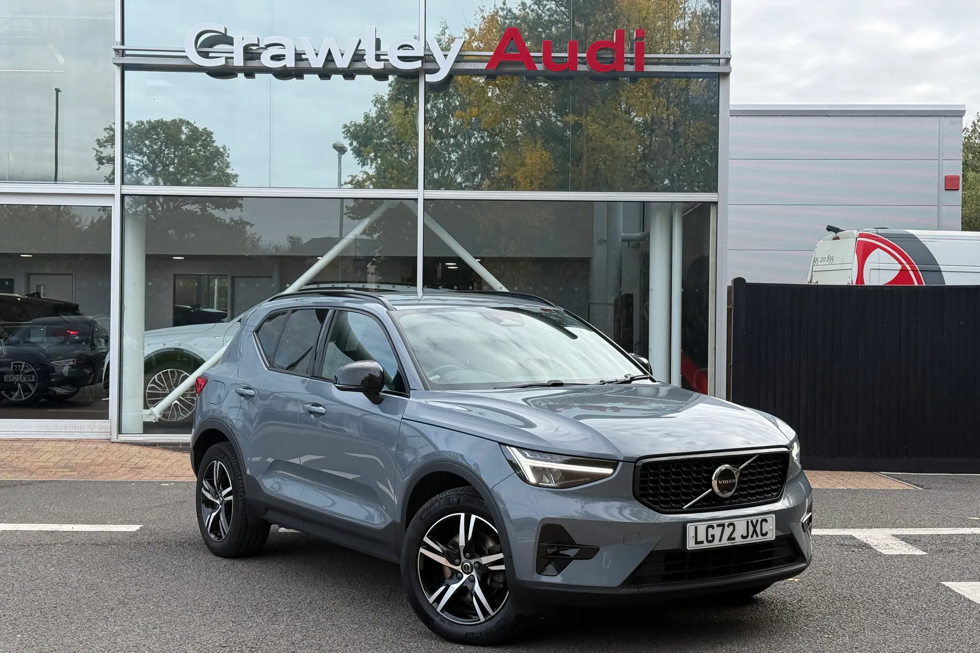 Volvo XC40 focused image