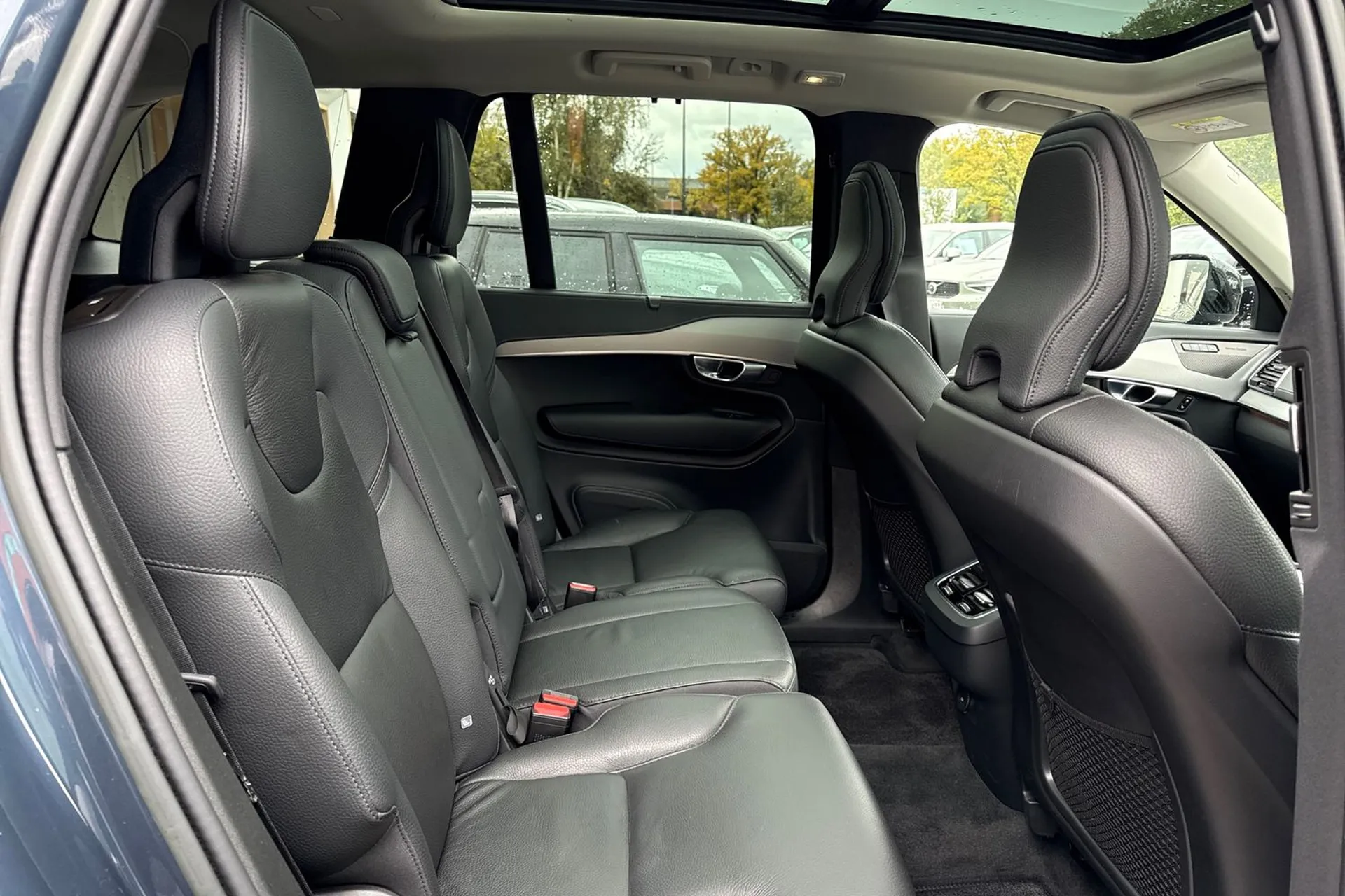 Volvo XC90 thumbnail image number 26