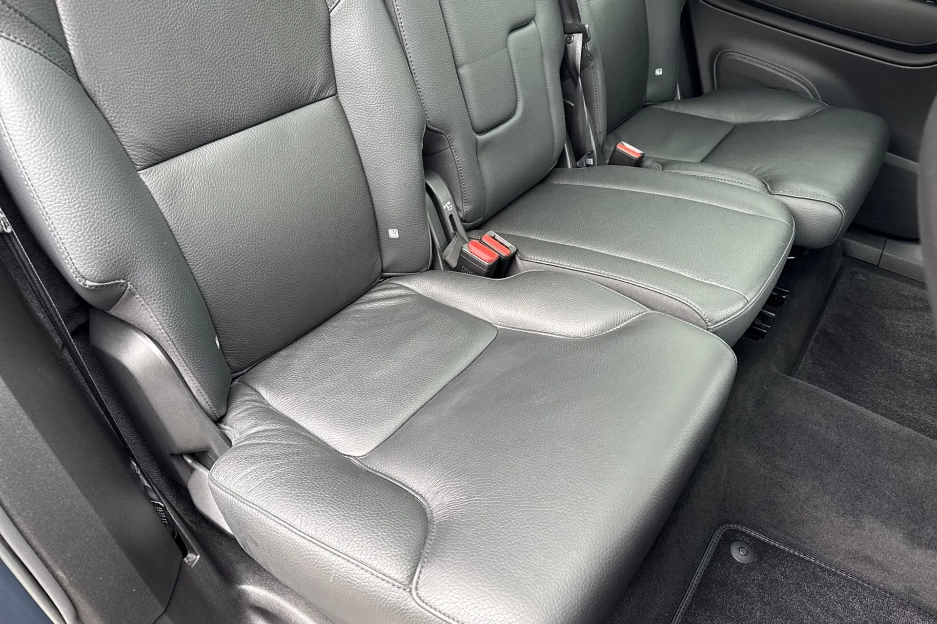 Volvo XC90 thumbnail image number 28