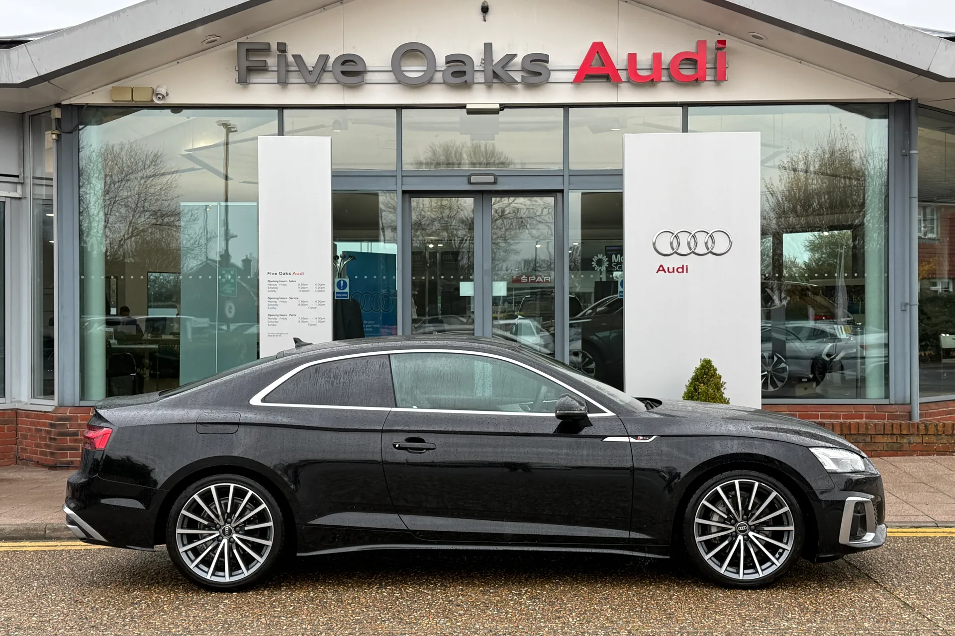 Audi A5 thumbnail image number 2